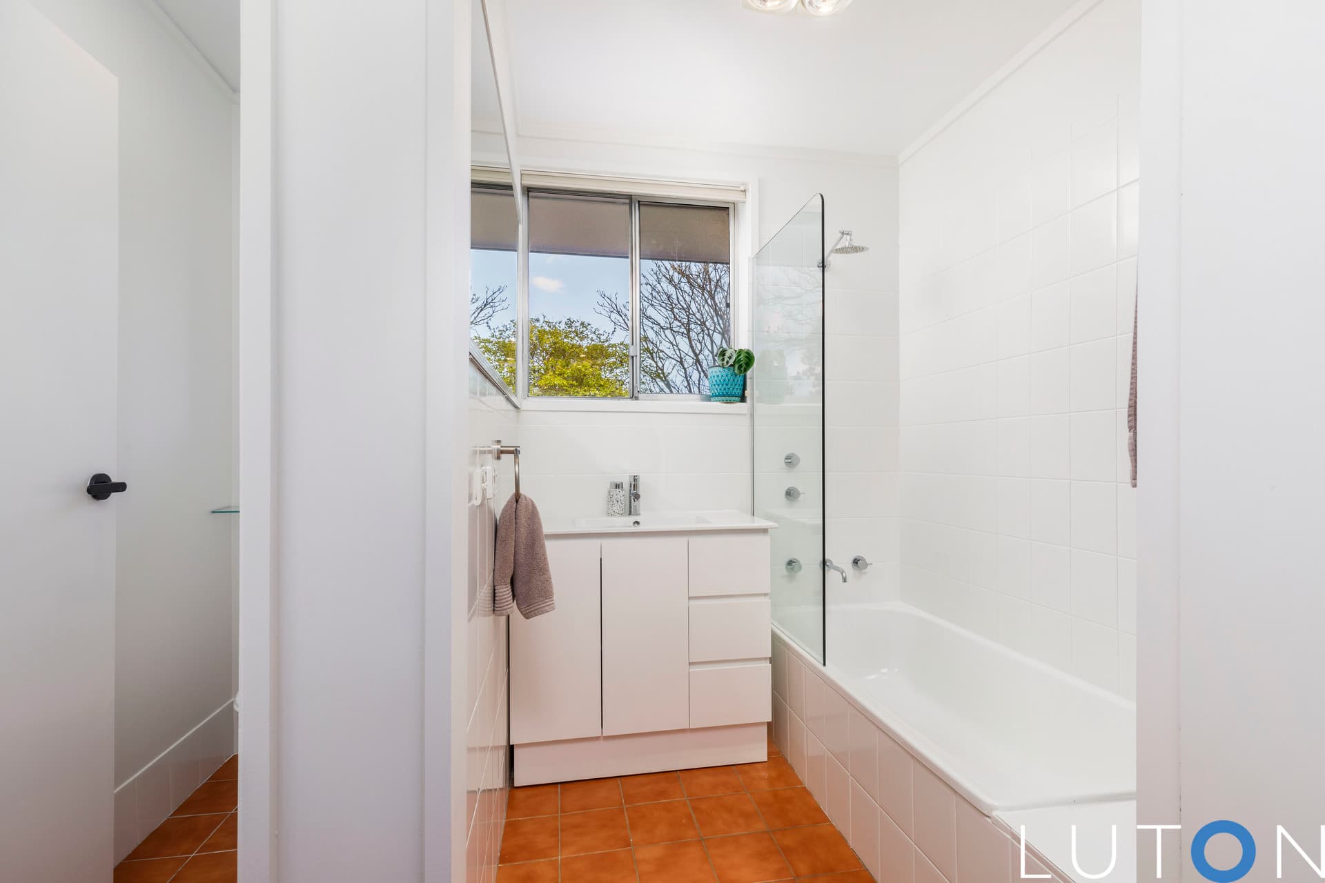 1 Tinaroo Place, Duffy ACT 2611, Duffy - Thumbnail 2