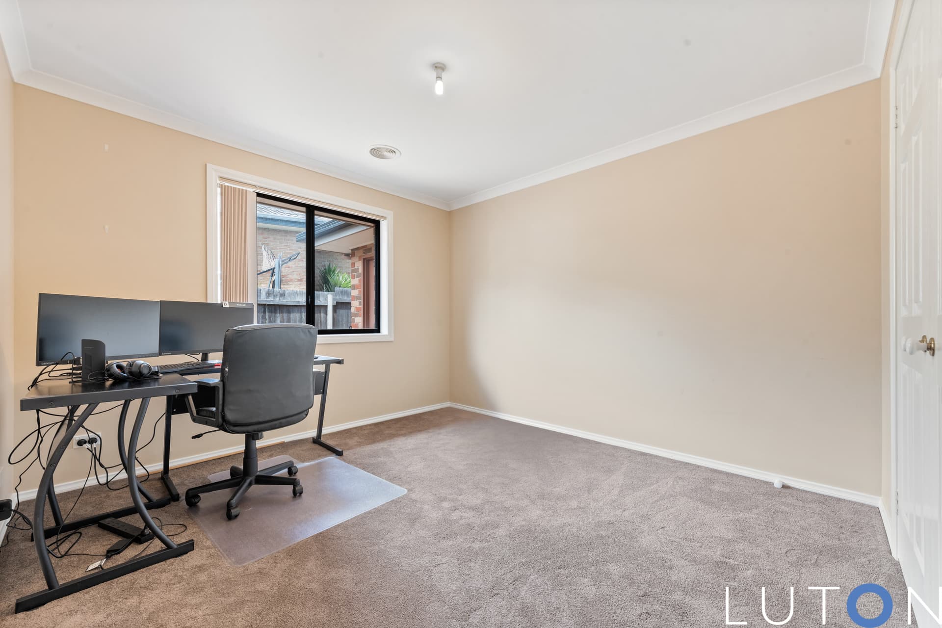 3 Wittunga Crescent, Banks ACT 2906, Banks - Thumbnail 5