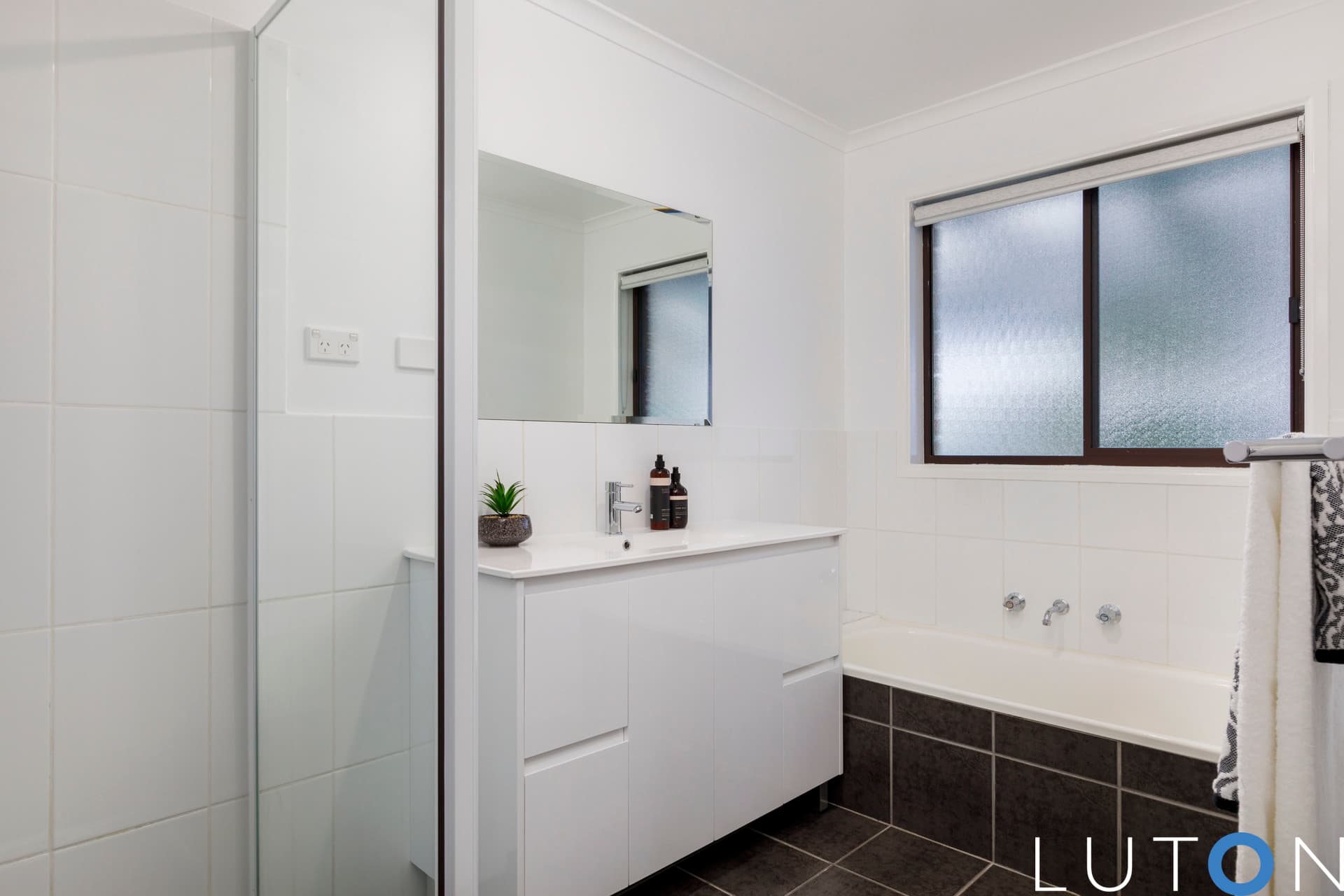 24 Deamer Crescent, Richardson ACT 2905, Richardson - Thumbnail 3
