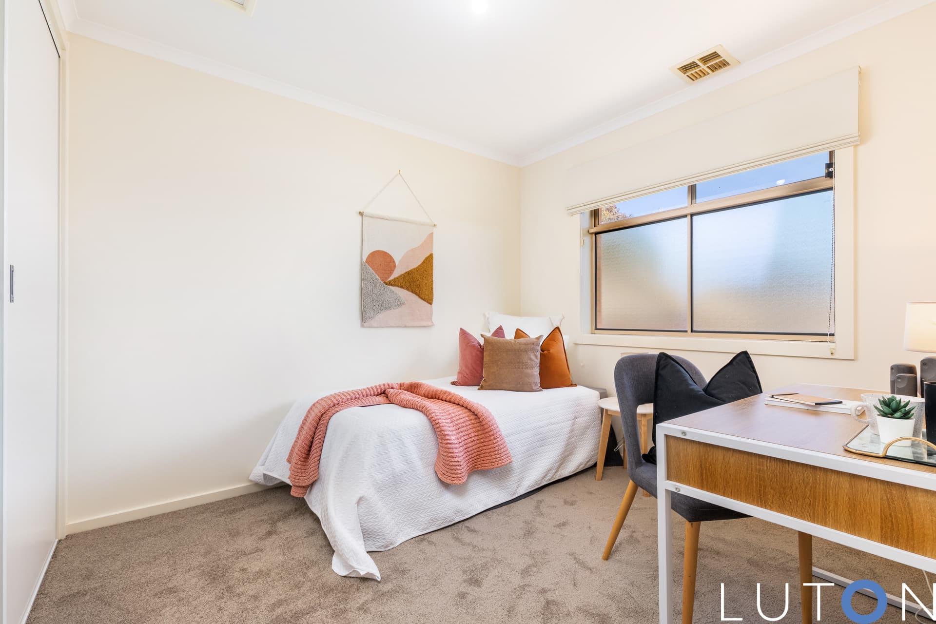 30 Loveday Crescent, Casey ACT 2913, Casey - Thumbnail 3