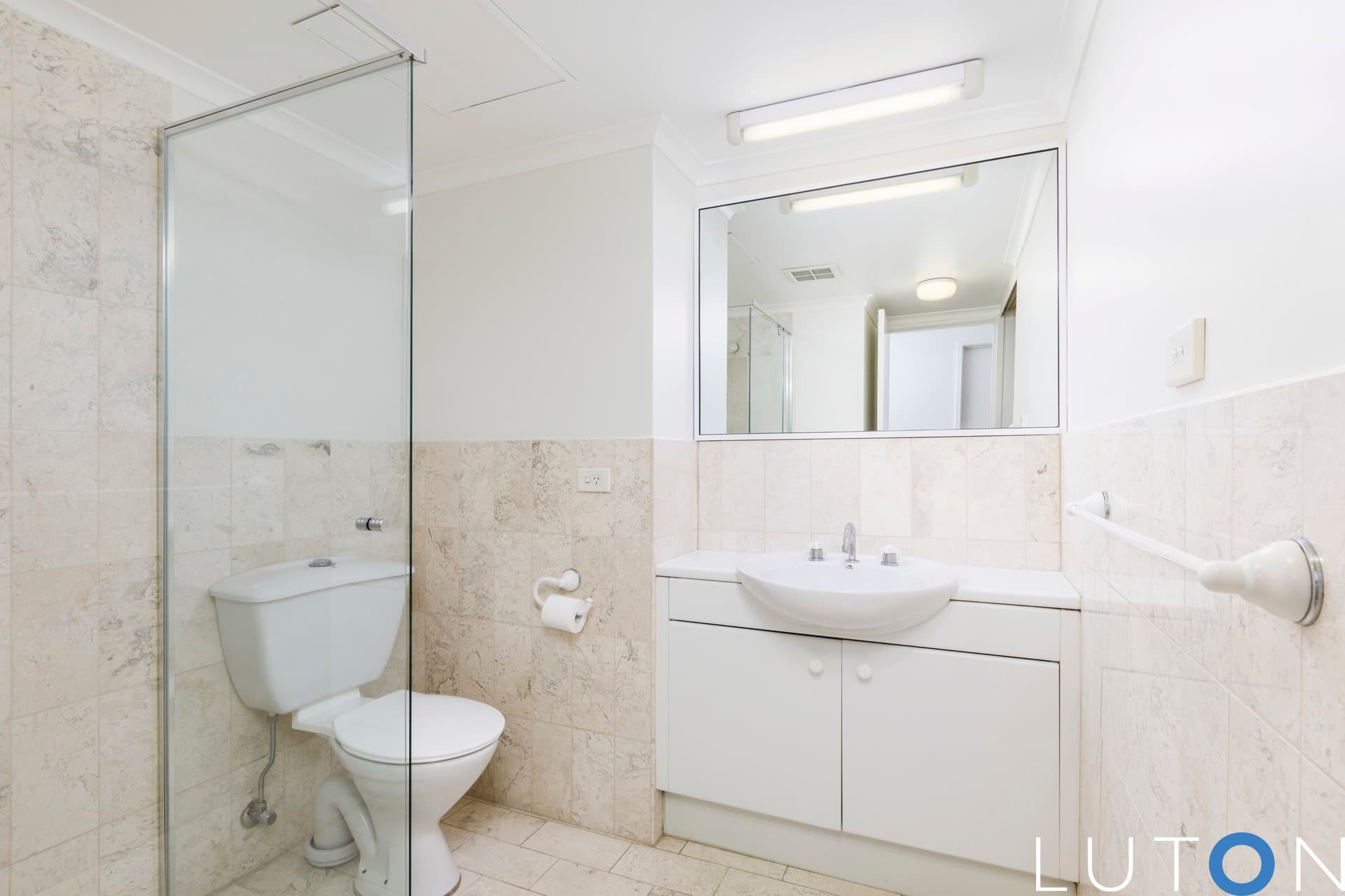 4A/2 Currie Crescent, Griffith ACT 2603, Griffith - Thumbnail 2