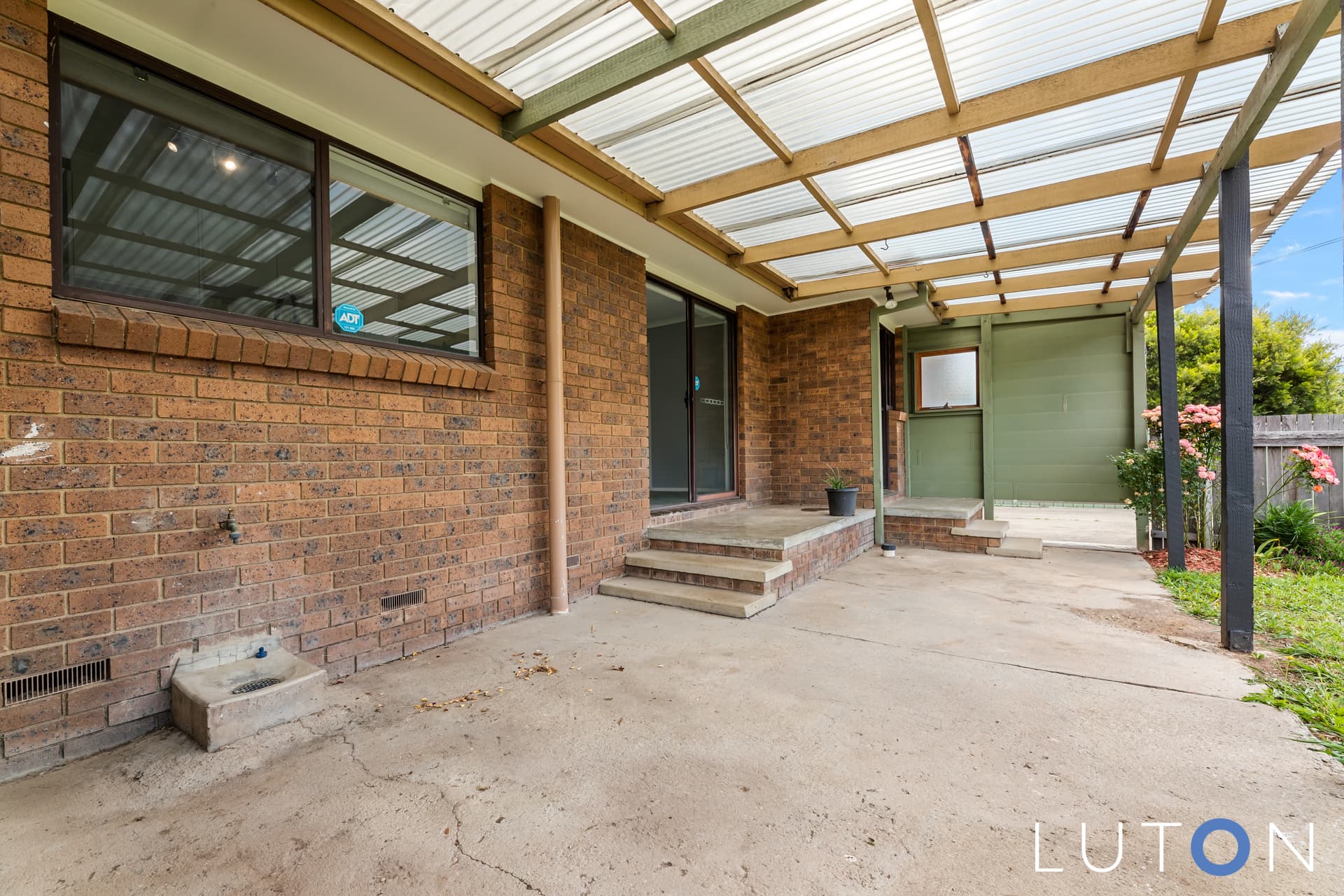 5 Pickering Street, Monash ACT 2904, Monash - Thumbnail 3