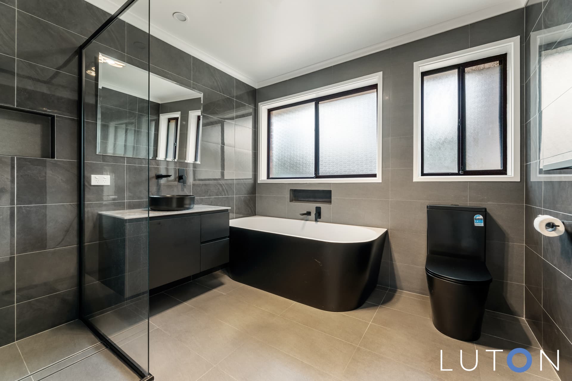 5 Pickering Street, Monash ACT 2904, Monash - Image 1