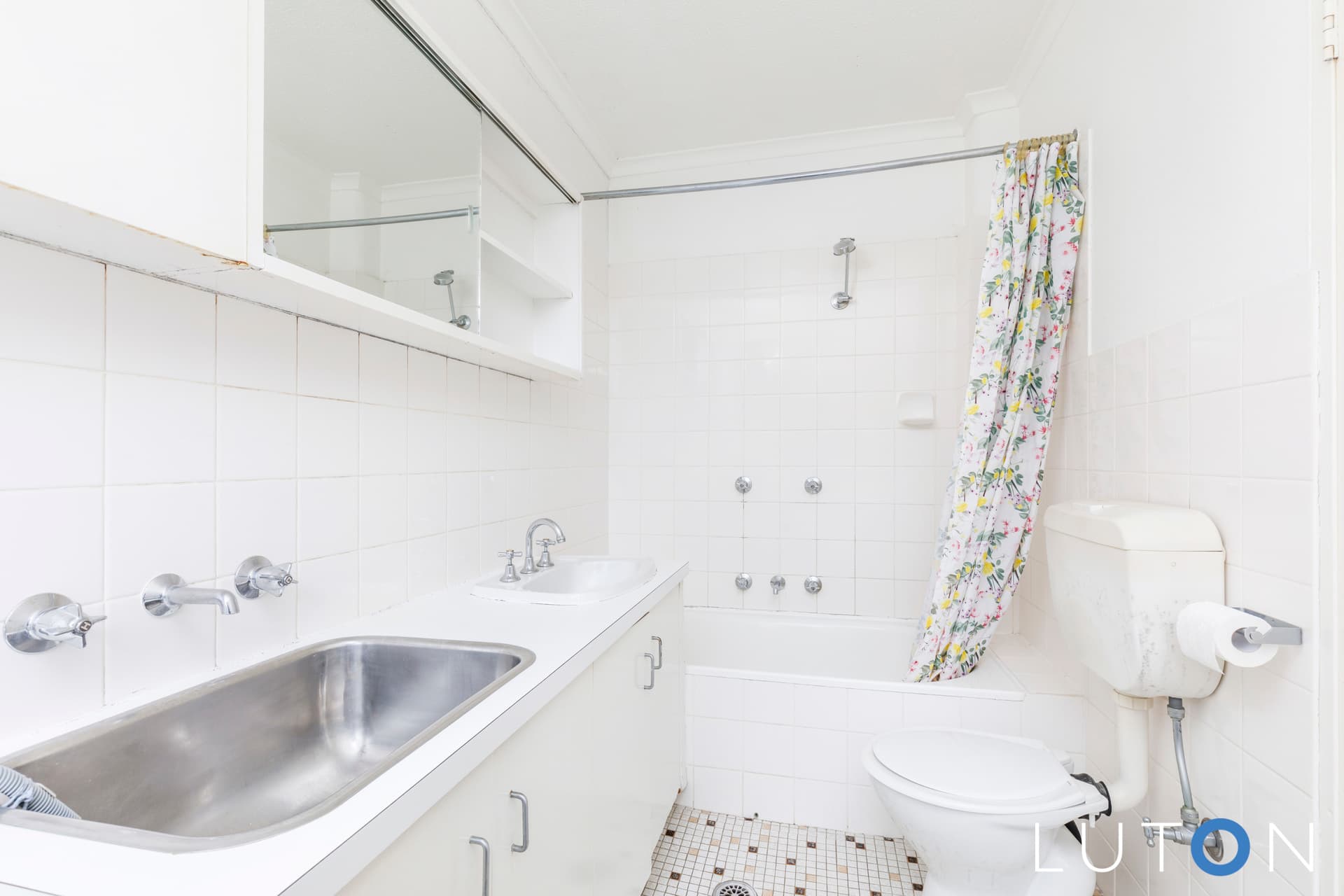 32/6 Heard Street, Mawson ACT 2607, Mawson - Image 1