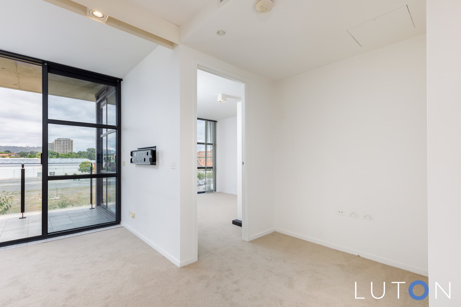 15/29 Eastlake Parade, Kingston ACT 2604, Kingston - Image 1