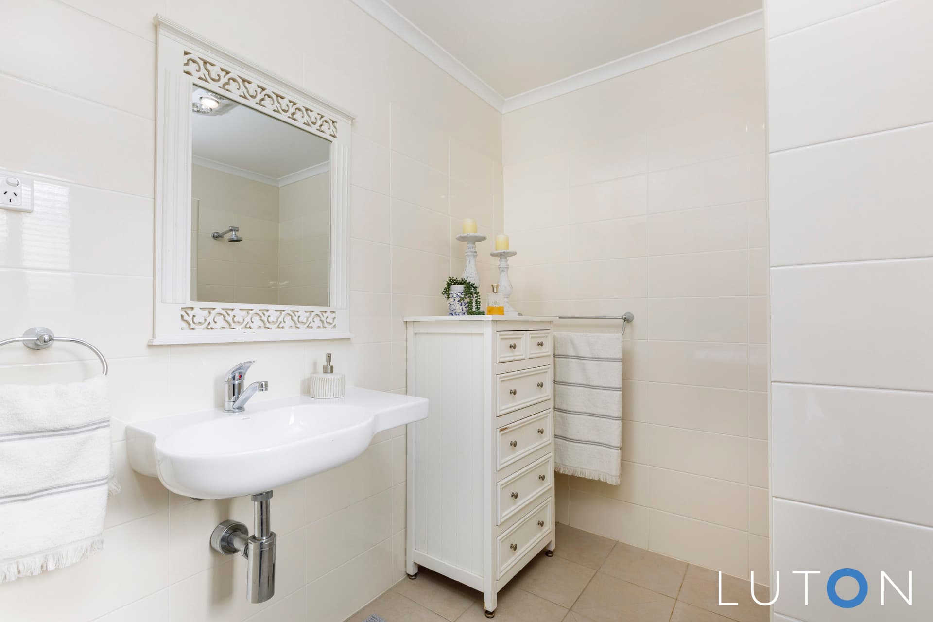 5 Fitton Close, Dunlop ACT 2615, Dunlop - Image 1