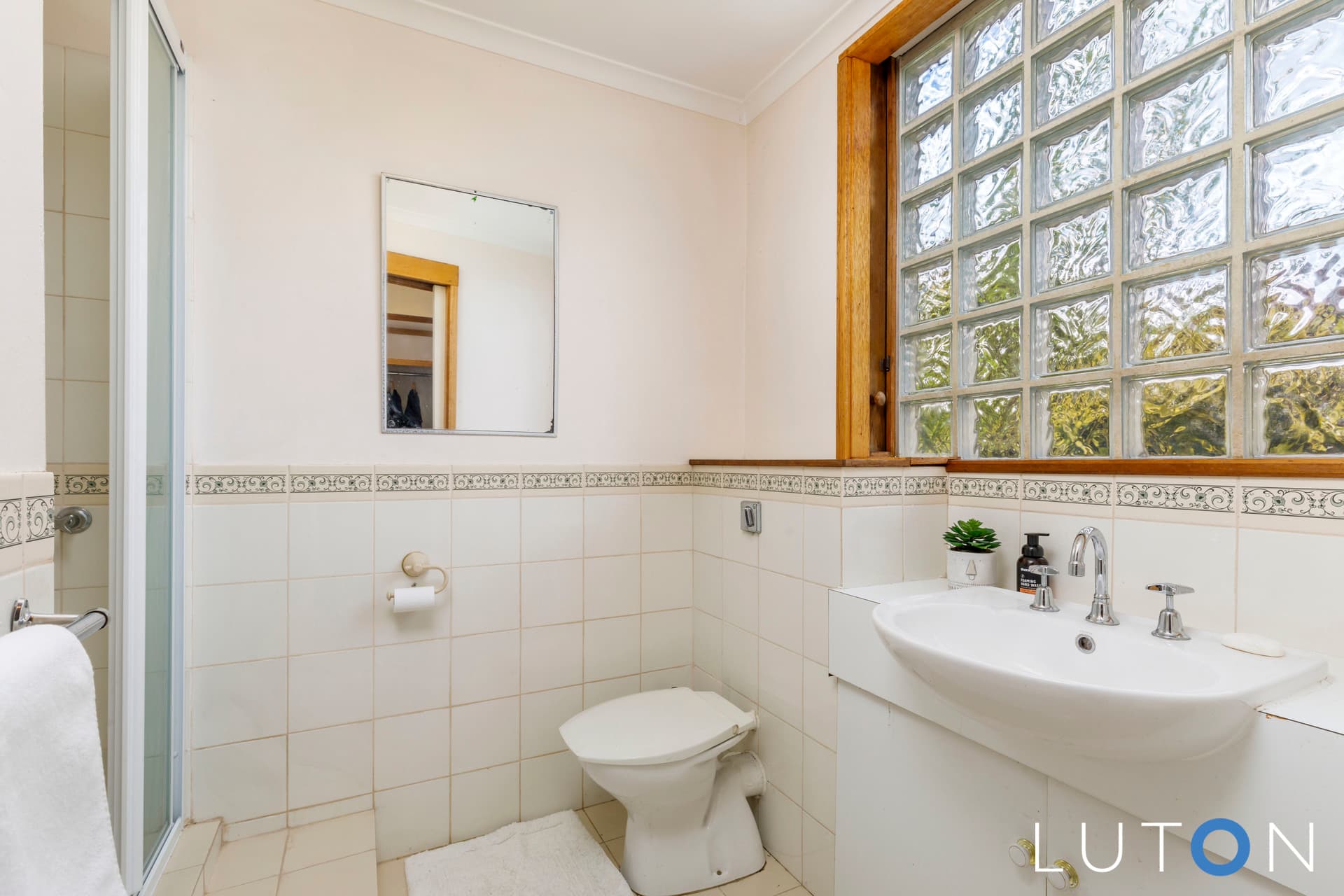 7 Samson Place, Kambah ACT 2902, Kambah - Image 1