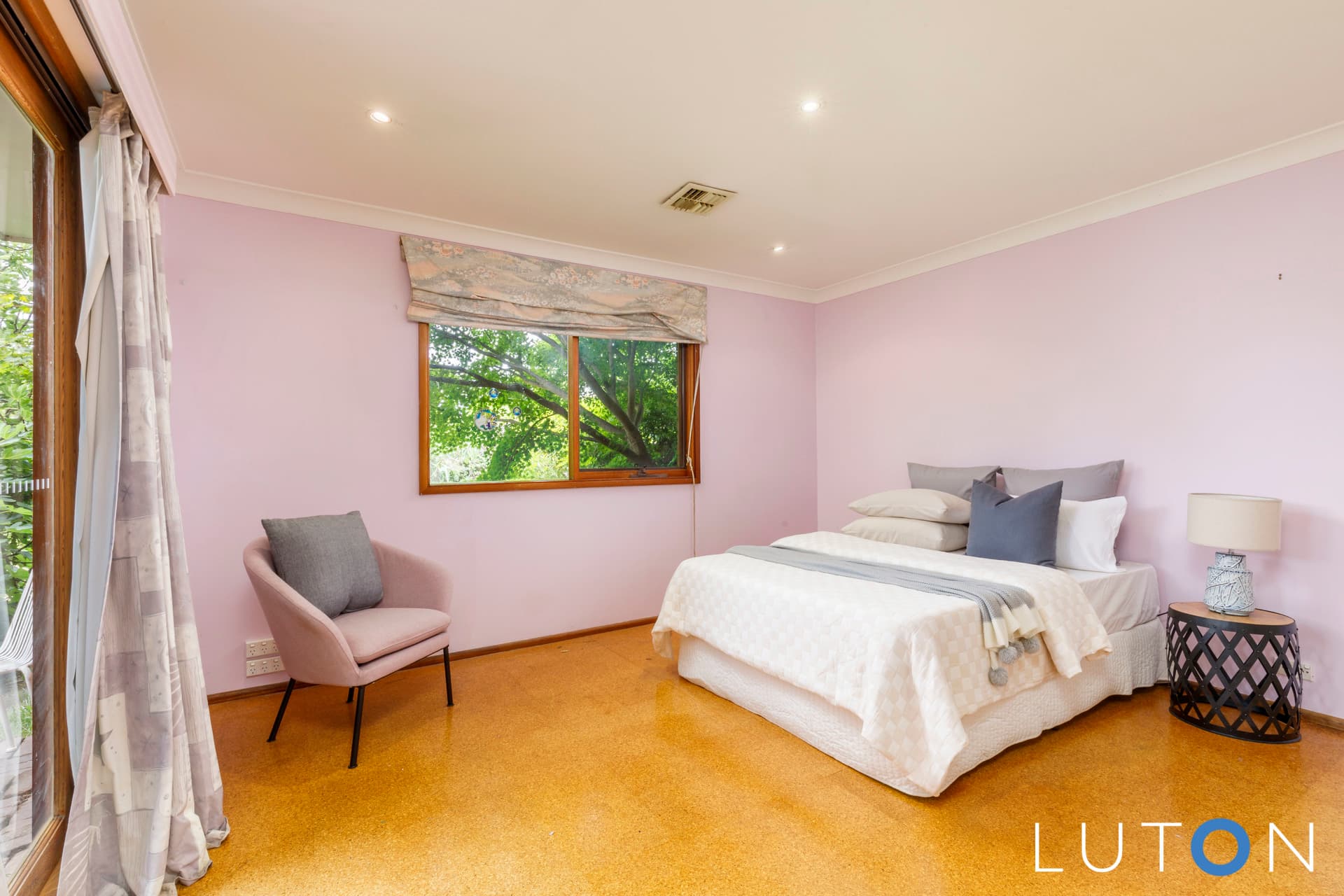 7 Samson Place, Kambah ACT 2902, Kambah - Thumbnail 2