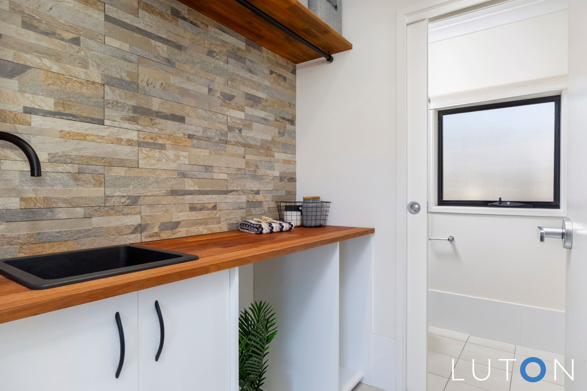 18 Quealy Street, Casey ACT 2913, Casey - Thumbnail 5