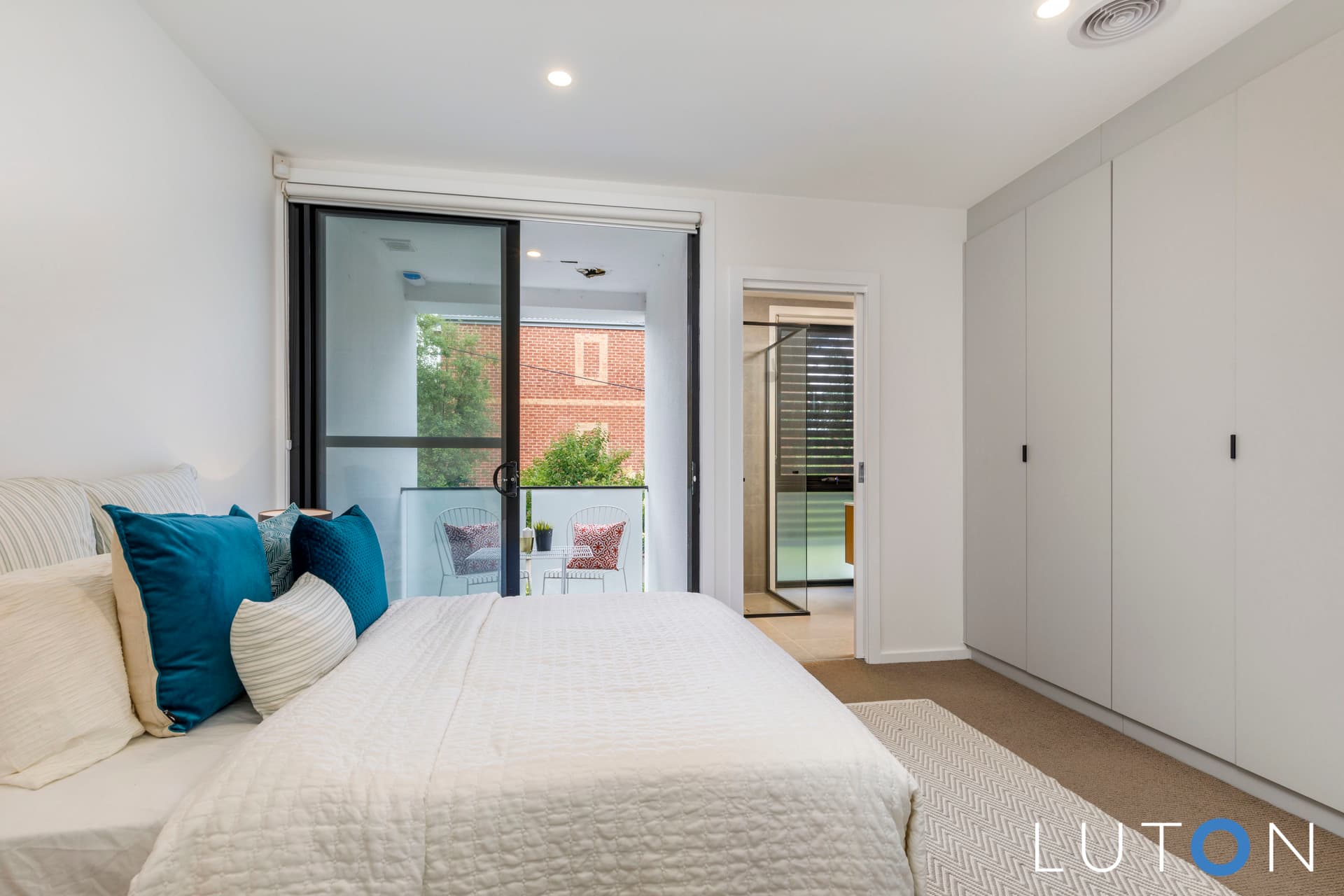 9/70 Henty Street, Braddon ACT 2612, Braddon - Thumbnail 2