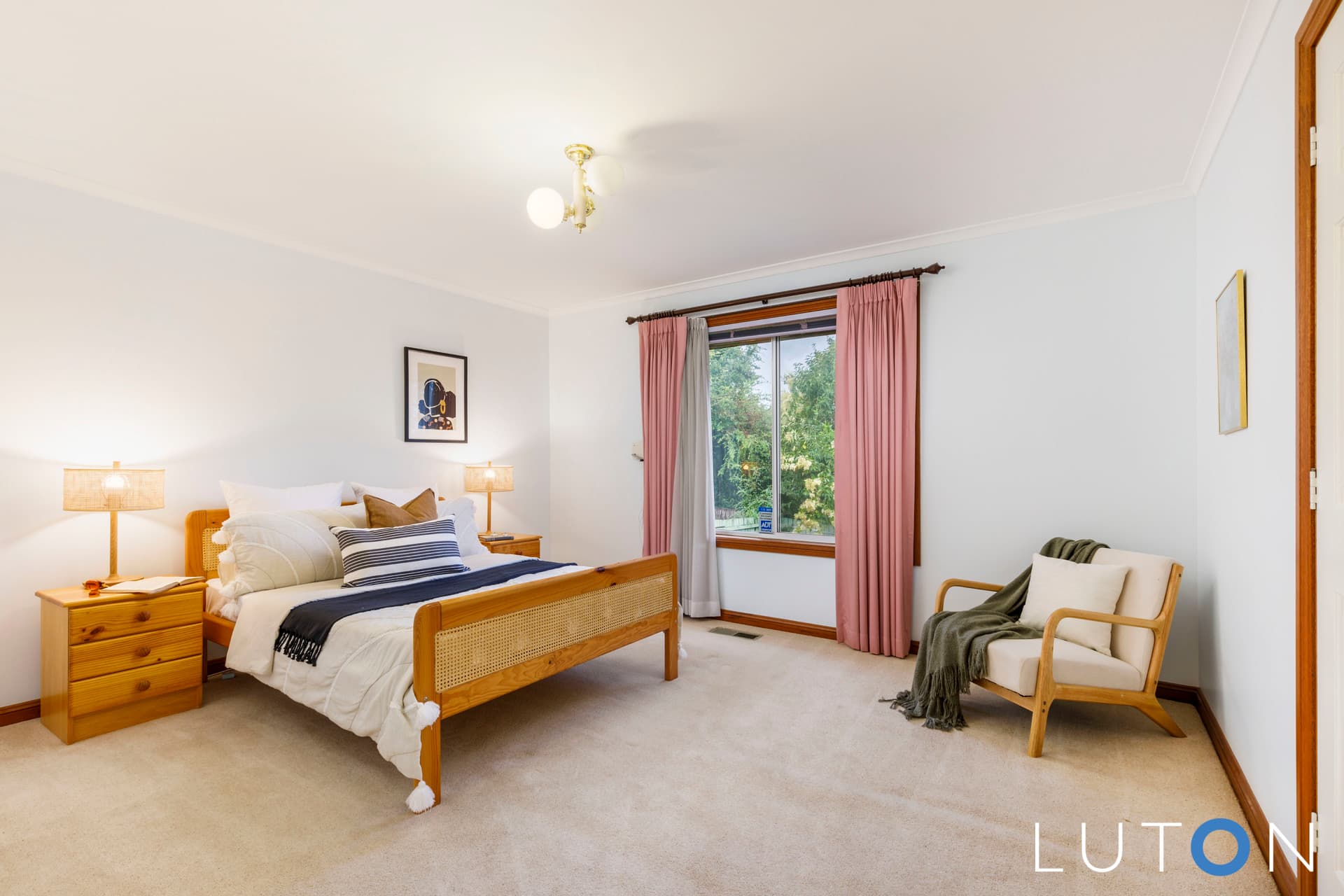 8 Claxton Crescent, Lyneham ACT 2602, Lyneham - Thumbnail 2