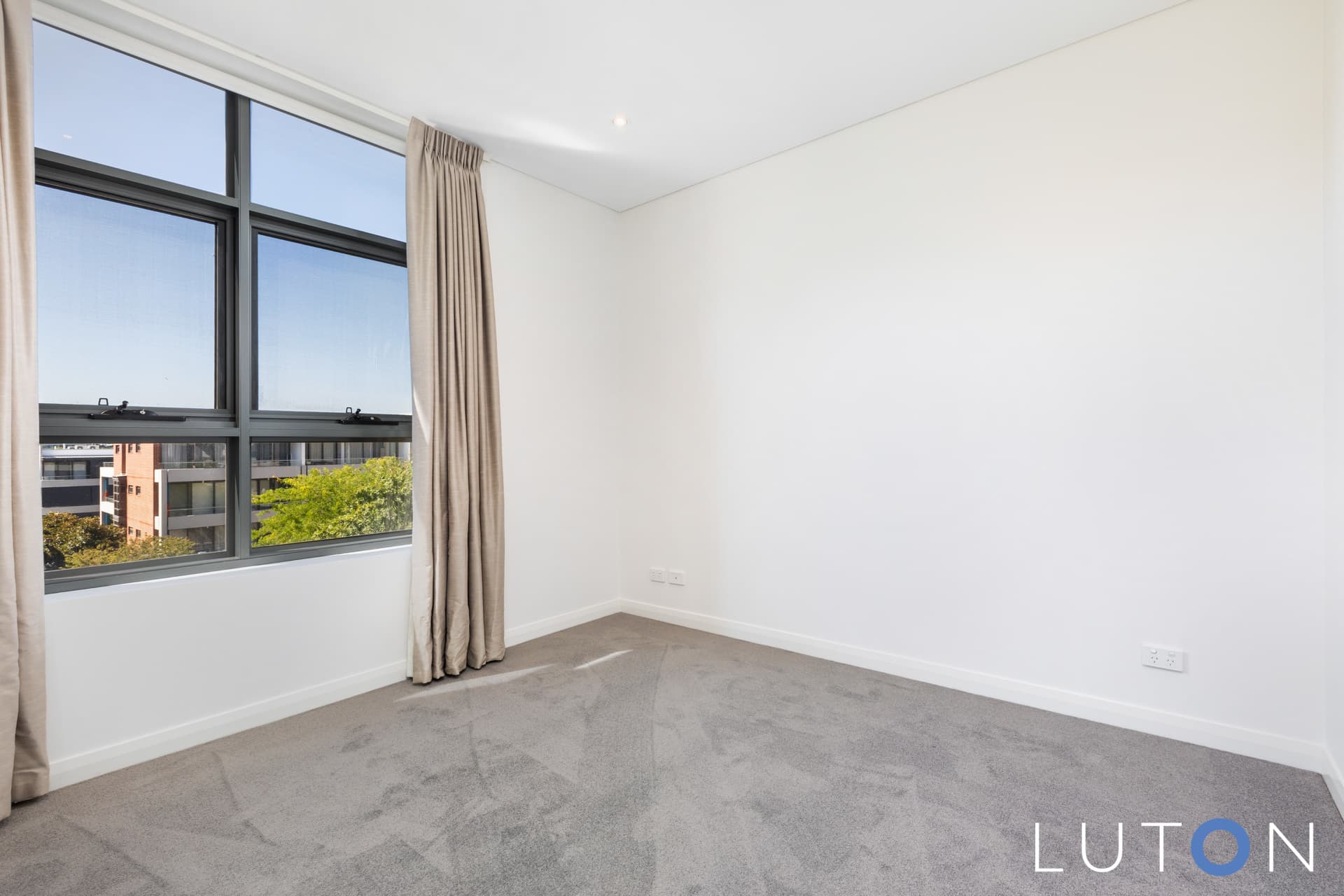 96/22 Eyre Street, Kingston ACT 2604, Kingston - Thumbnail 2