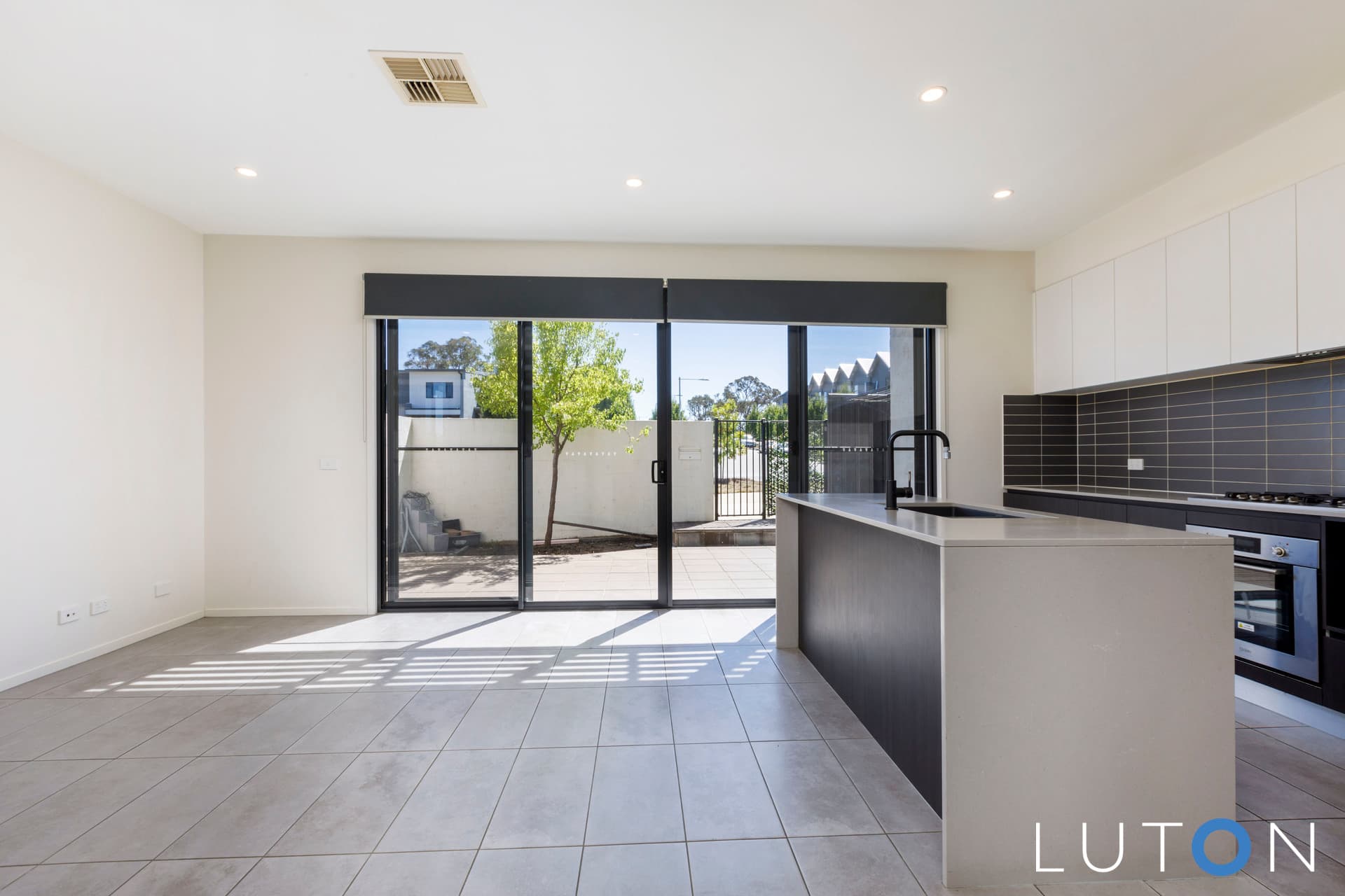 10 Bernard Heinze Avenue, Moncrieff ACT 2914, Moncrieff - Thumbnail 4