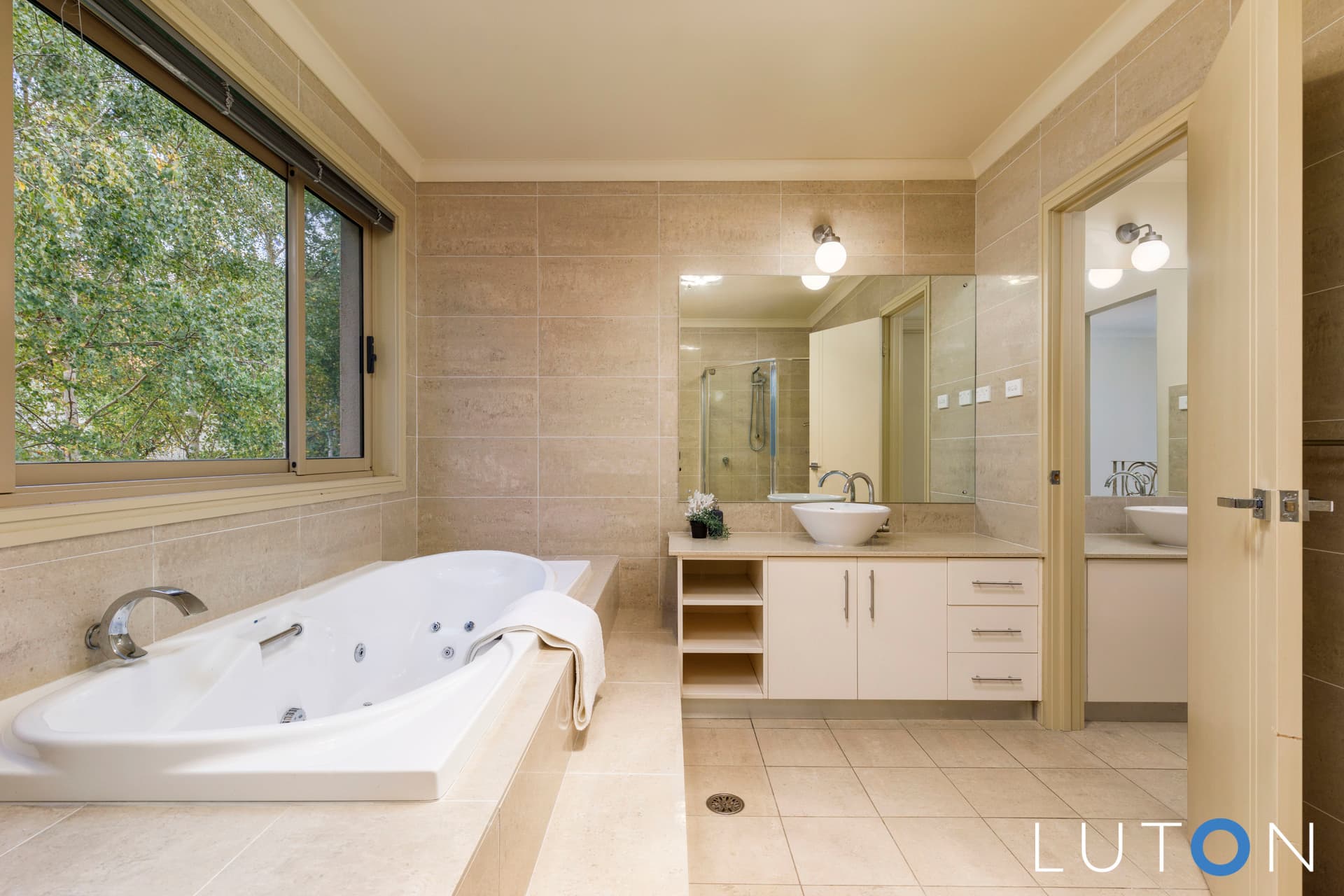22 Tanderra Crescent, Ngunnawal ACT 2913, Ngunnawal - Thumbnail 3
