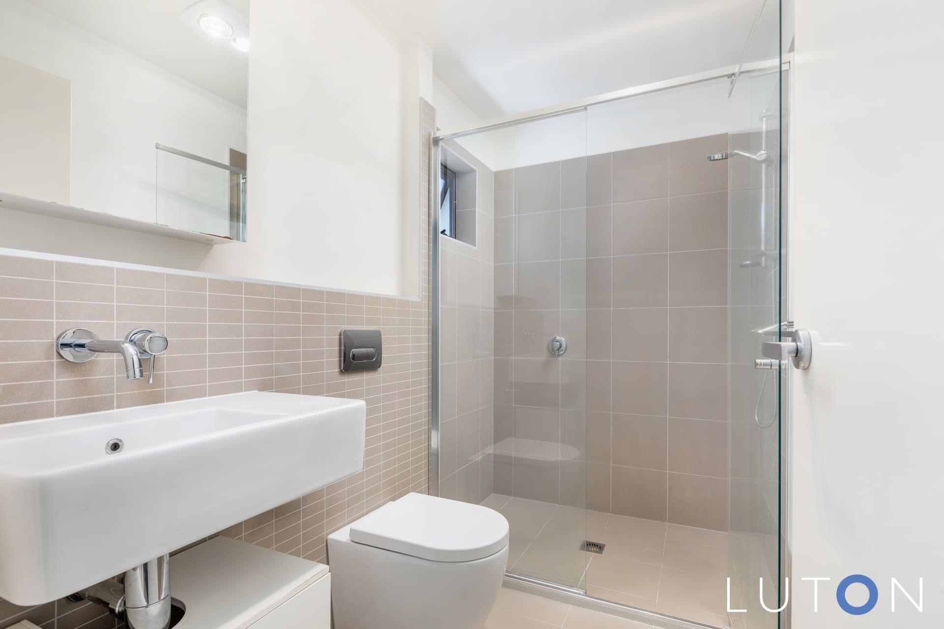 5/48 Abena Avenue, Crace ACT 2911, Crace - Thumbnail 2