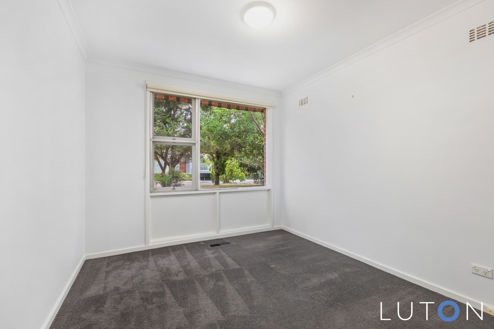 30 Hicks Street, Red Hill ACT 2603, Red Hill - Thumbnail 2