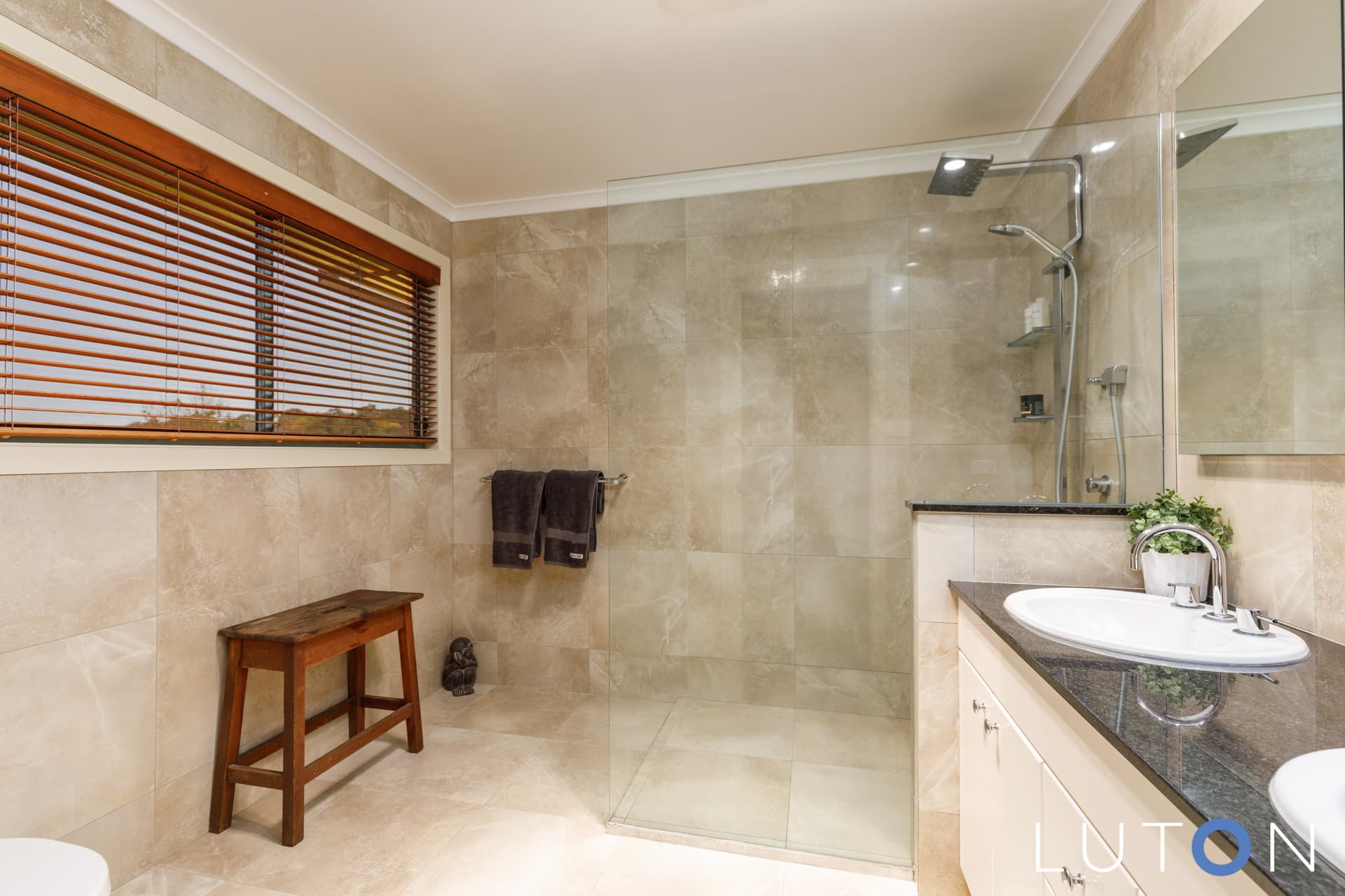 7 Brassey Street, Deakin ACT 2600, Deakin - Thumbnail 2
