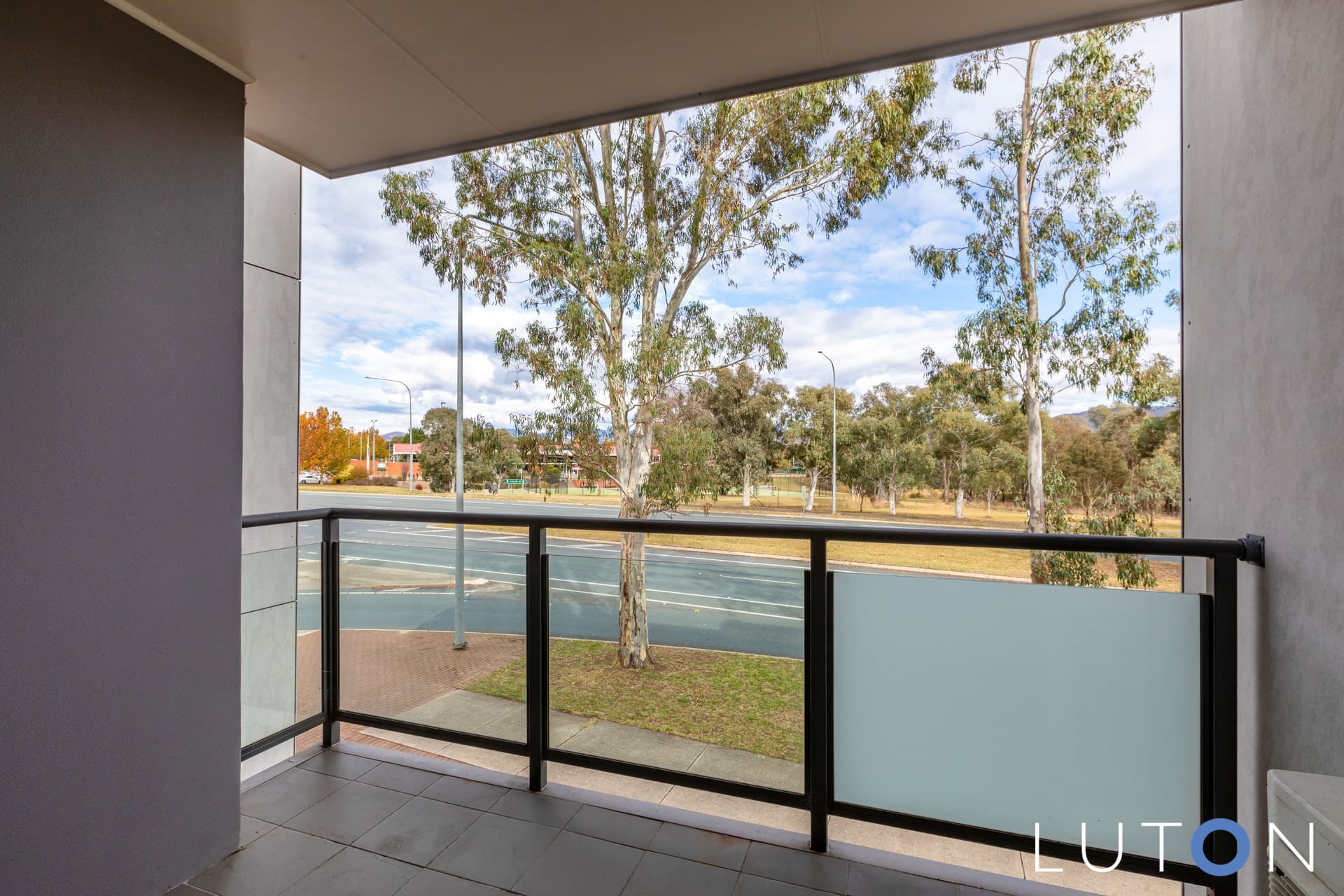 2/1 Cowlishaw Street, Greenway ACT 2900, Greenway - Thumbnail 4