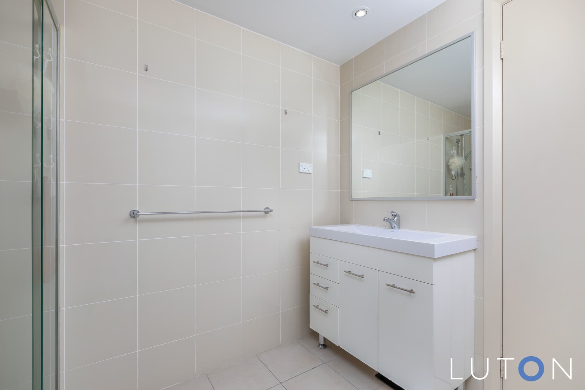 2/1 Cowlishaw Street, Greenway ACT 2900, Greenway - Thumbnail 3