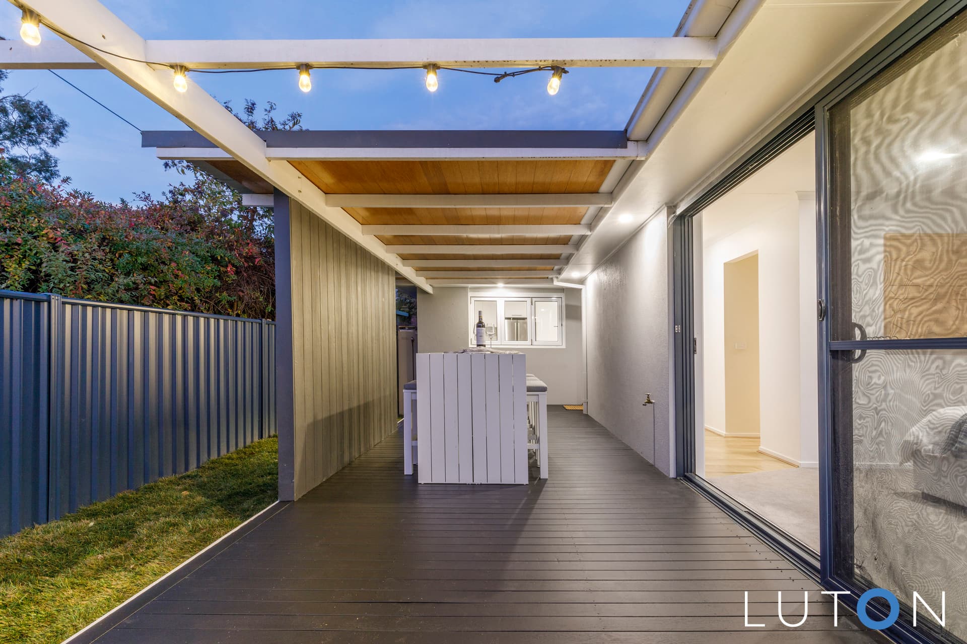 6 Bouchard Place, Fadden ACT 2904, Fadden - Thumbnail 4