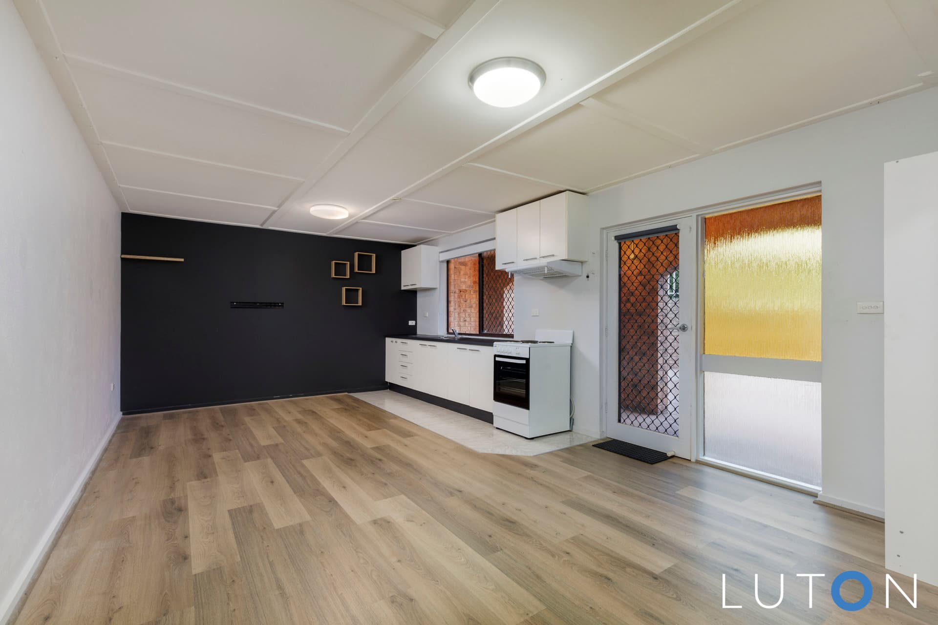 6 Jessop Place, Fadden ACT 2904, Fadden - Thumbnail 8