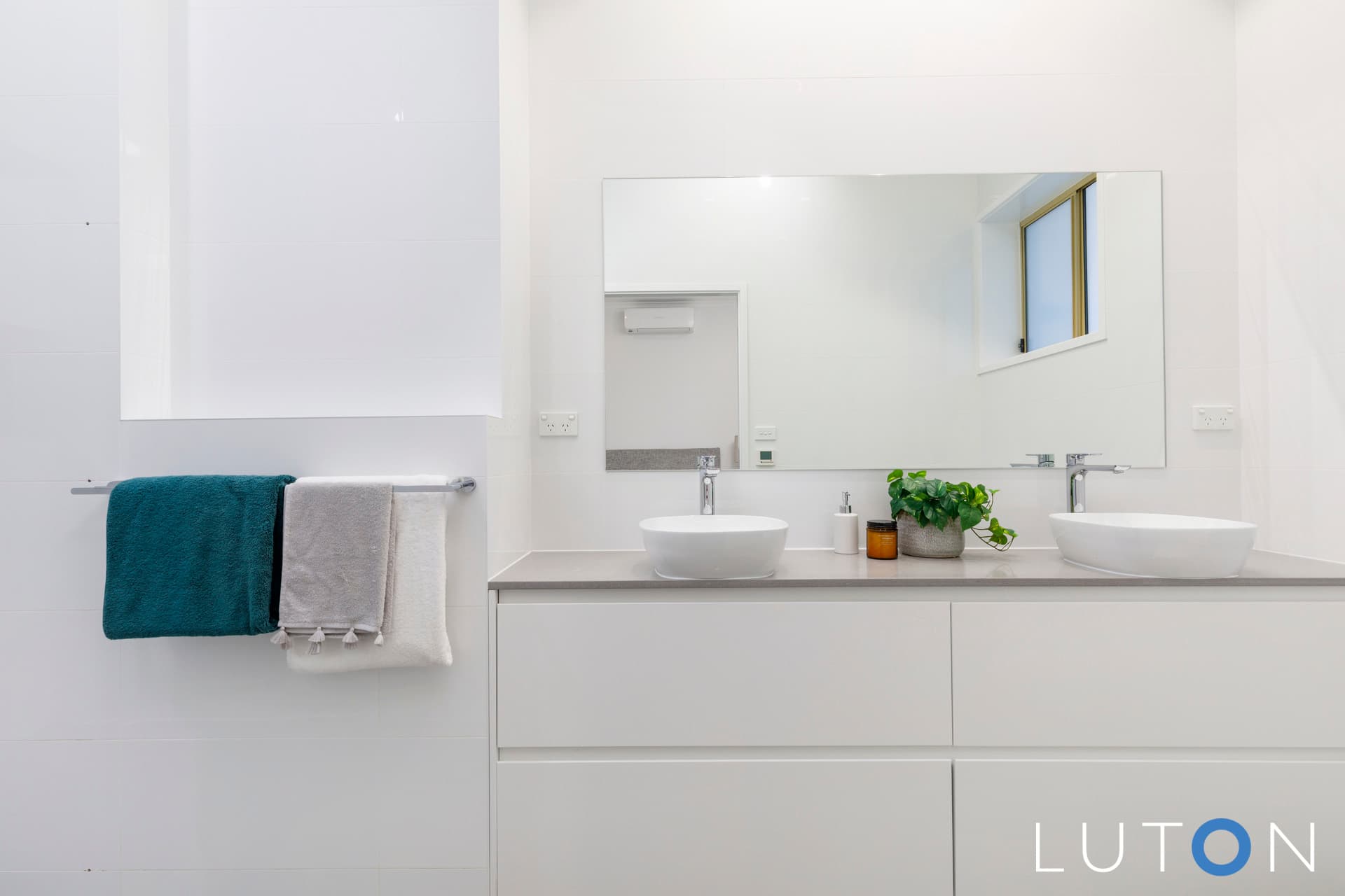 37 Rosebery Street, Fisher ACT 2611, Fisher - Thumbnail 2