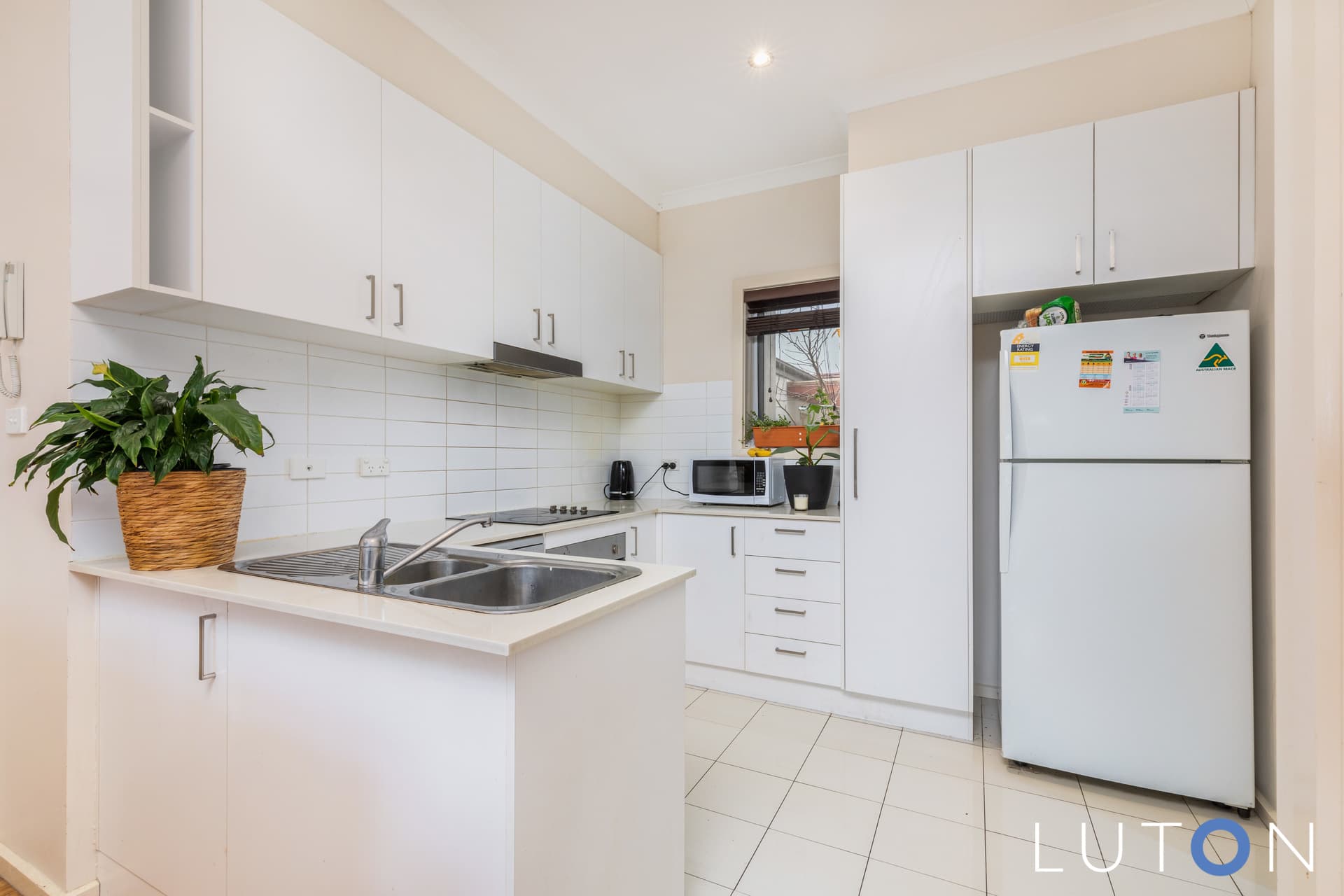 10/11-13 Majura Avenue, Dickson ACT 2602, Dickson - Thumbnail 8