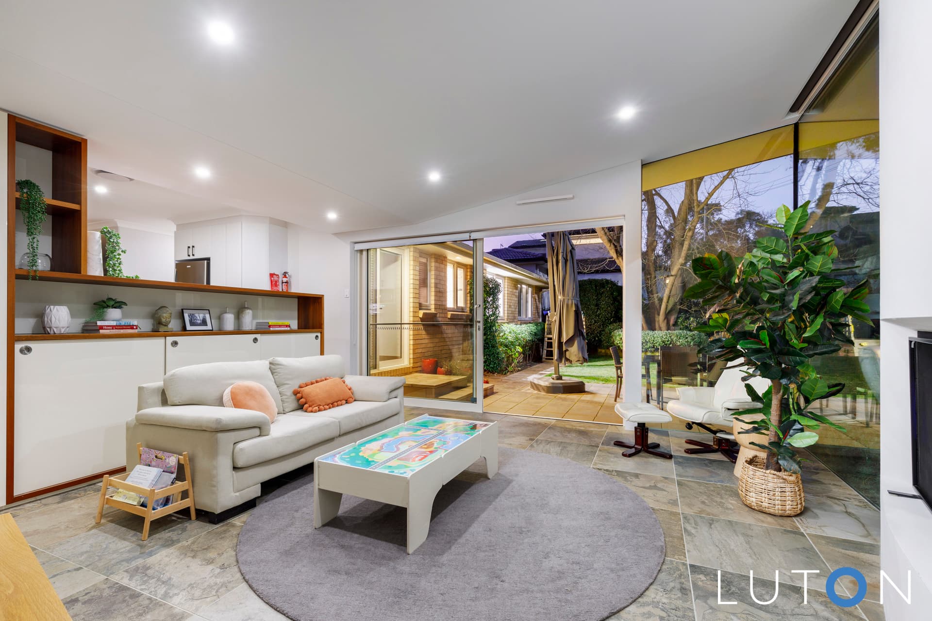 10 Smyth Place, Hughes ACT 2605, Hughes - Image 1