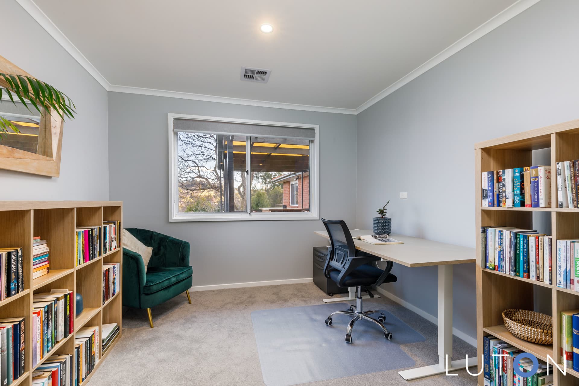 114 Jackie Howe Crescent, Macarthur ACT 2904, Macarthur - Thumbnail 2