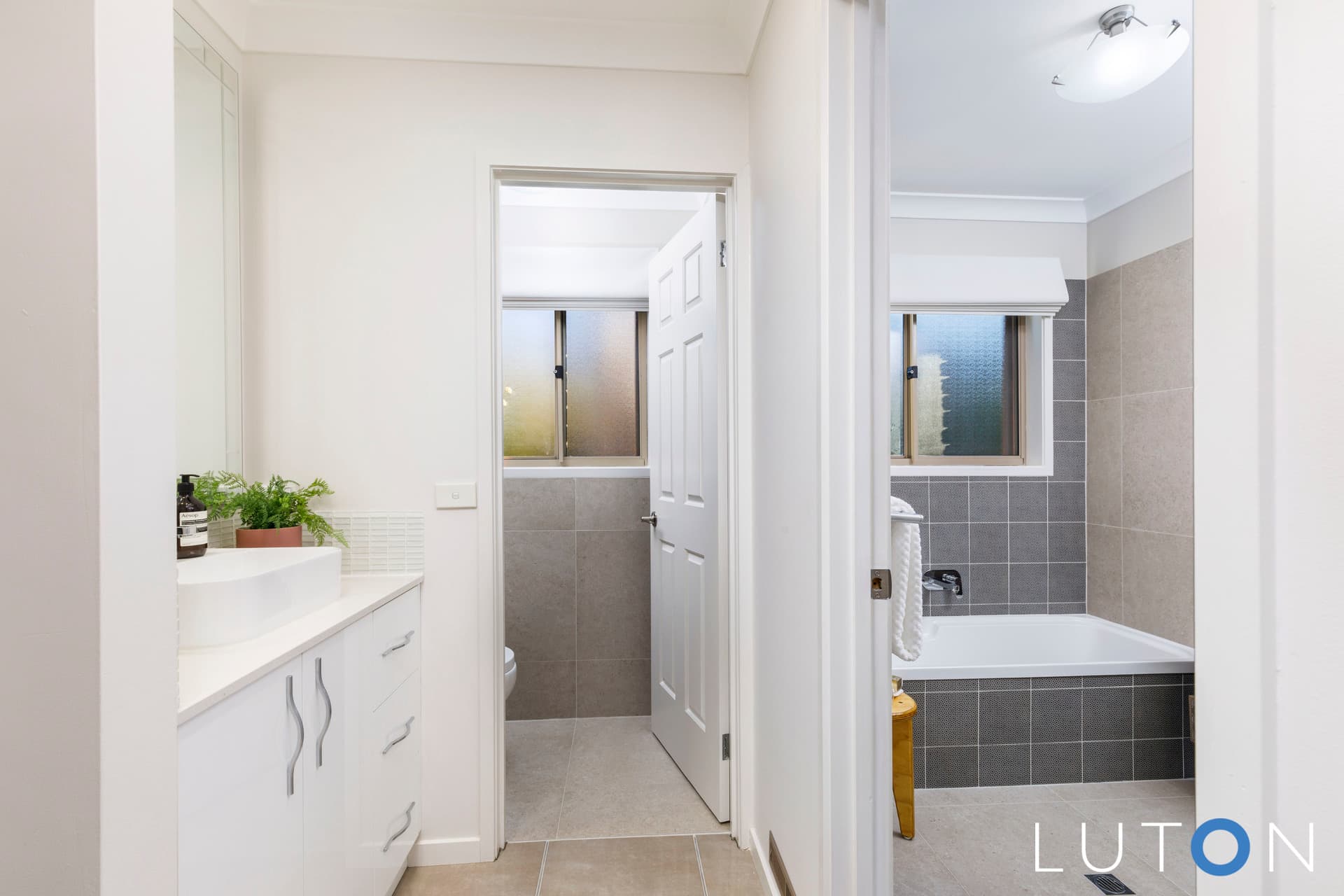 13 Hickenbotham Street, Gordon ACT 2906, Gordon - Thumbnail 8