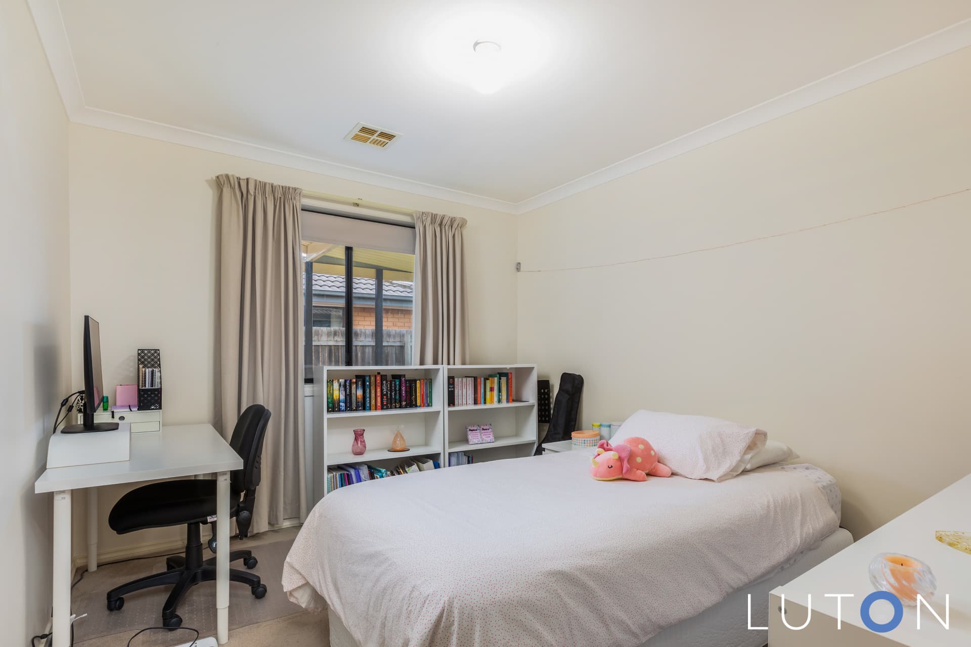 33 Charlotte Barton Street, Franklin ACT 2913, Franklin - Thumbnail 3