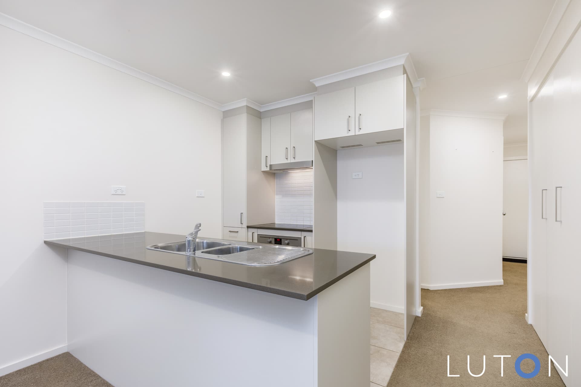 40/8 Ken Tribe Street, Coombs ACT 2611, Coombs - Image 1