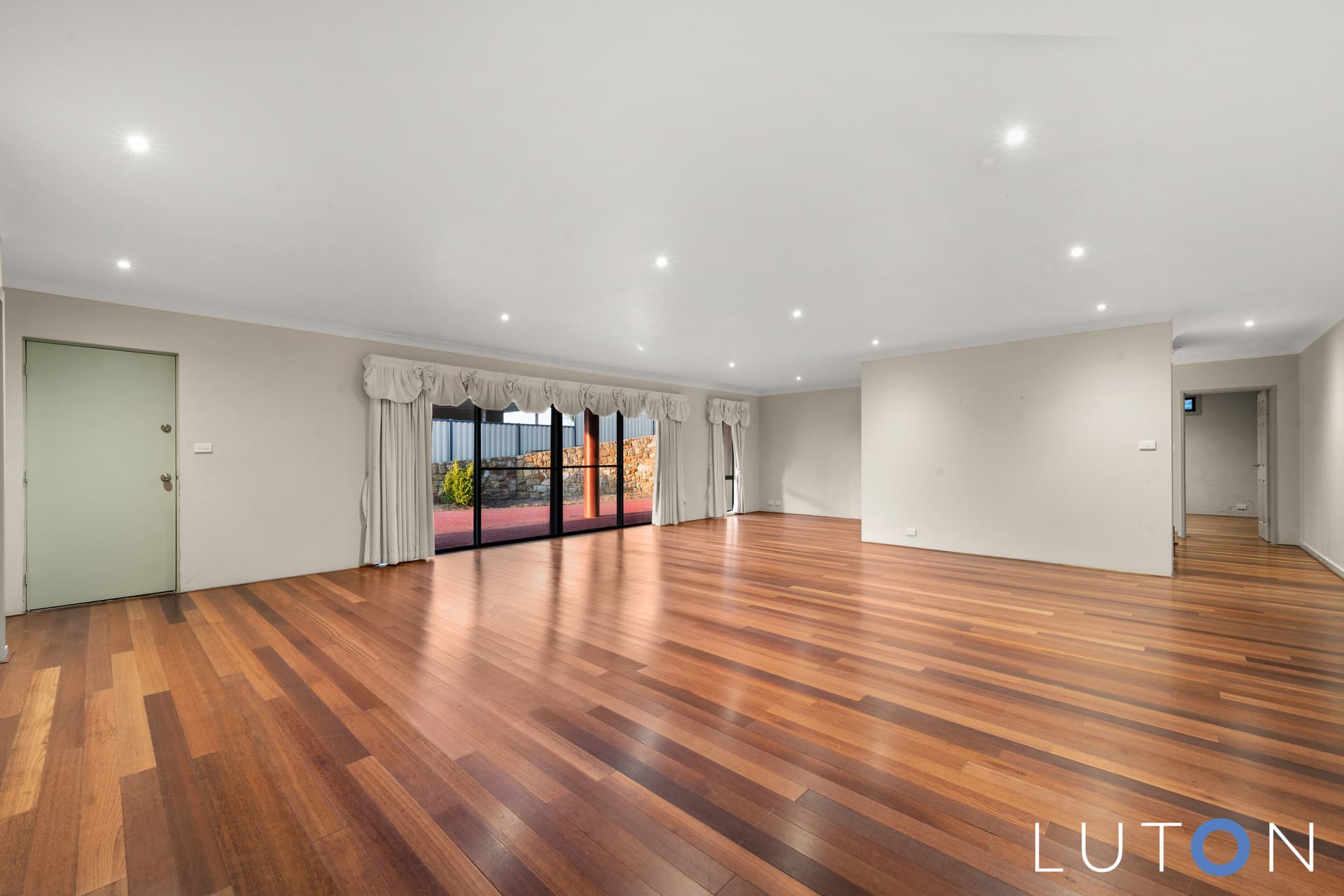 5 Wollemi Place, Banks ACT 2906, Banks - Thumbnail 3
