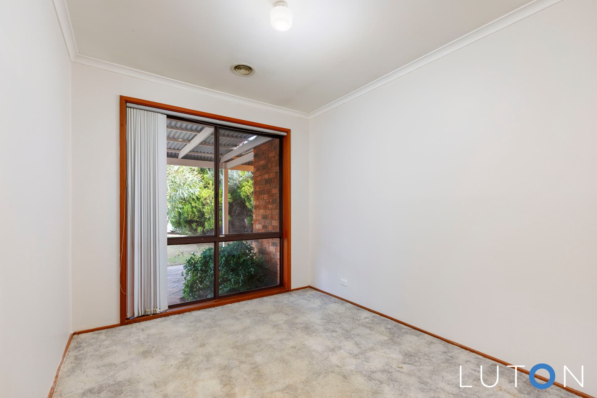 32 House Circuit, Banks ACT 2906, Banks - Image 1