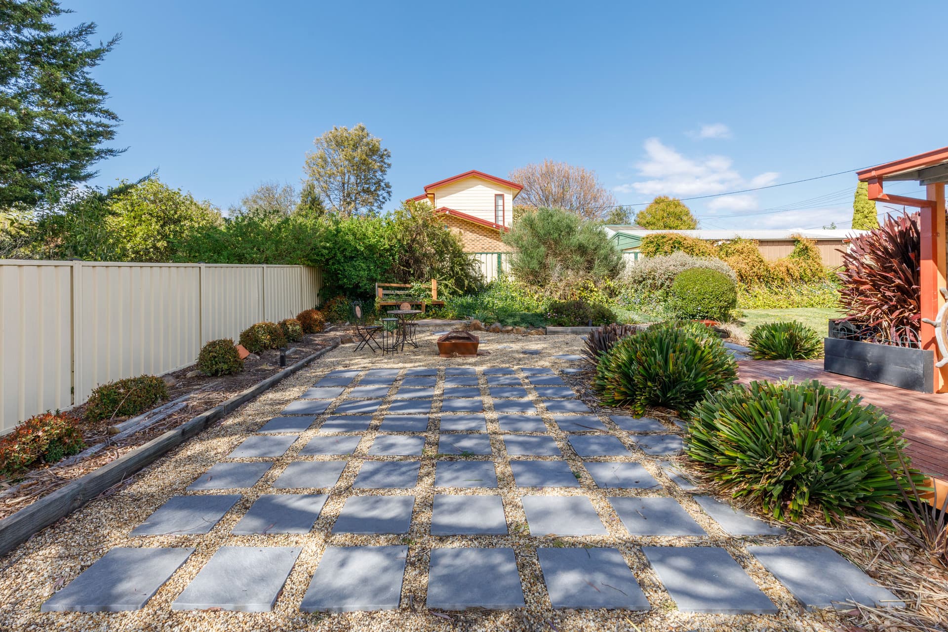 12 Collyburl Crescent, Isabella Plains ACT 2905, Isabella Plains - Thumbnail 8