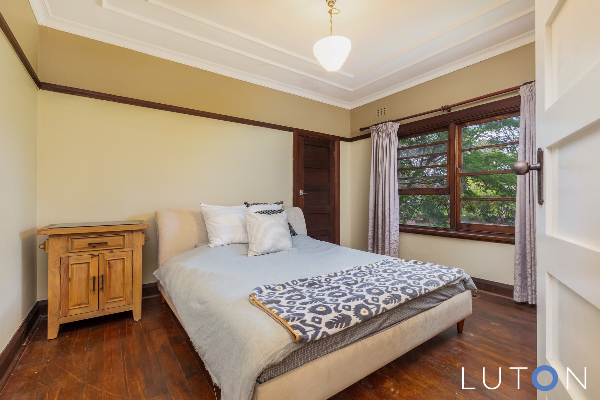 8 Farrer Street, Braddon ACT 2612, Braddon - Image 1