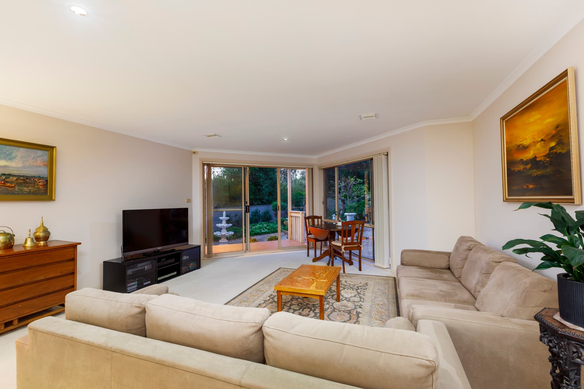 2/7 Broinowski Place, Isaacs ACT 2607, Isaacs - Image 1