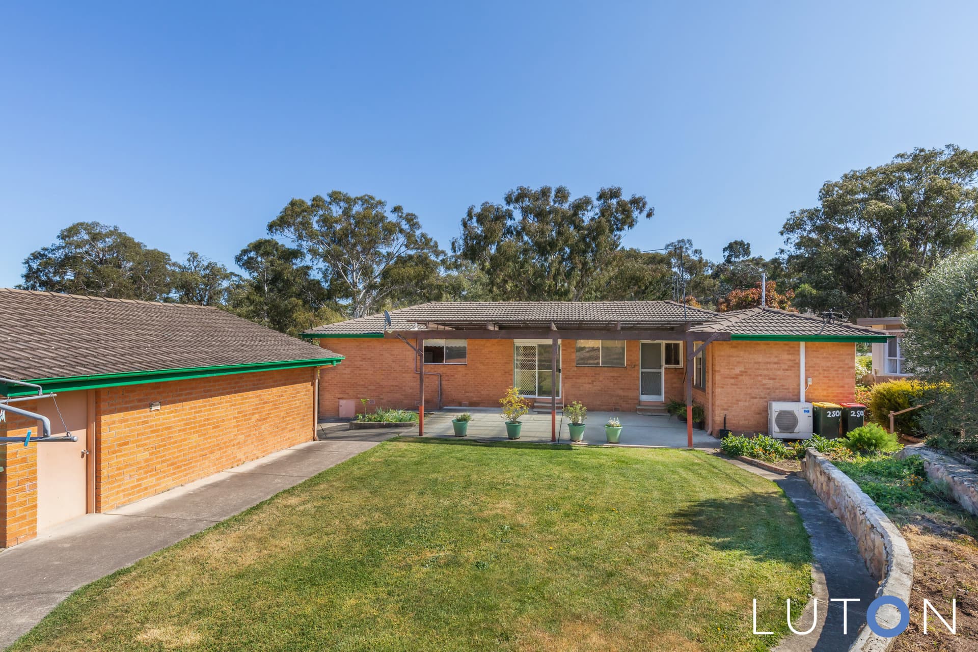 250 Beasley Street, Farrer ACT 2607, Farrer - Thumbnail 2