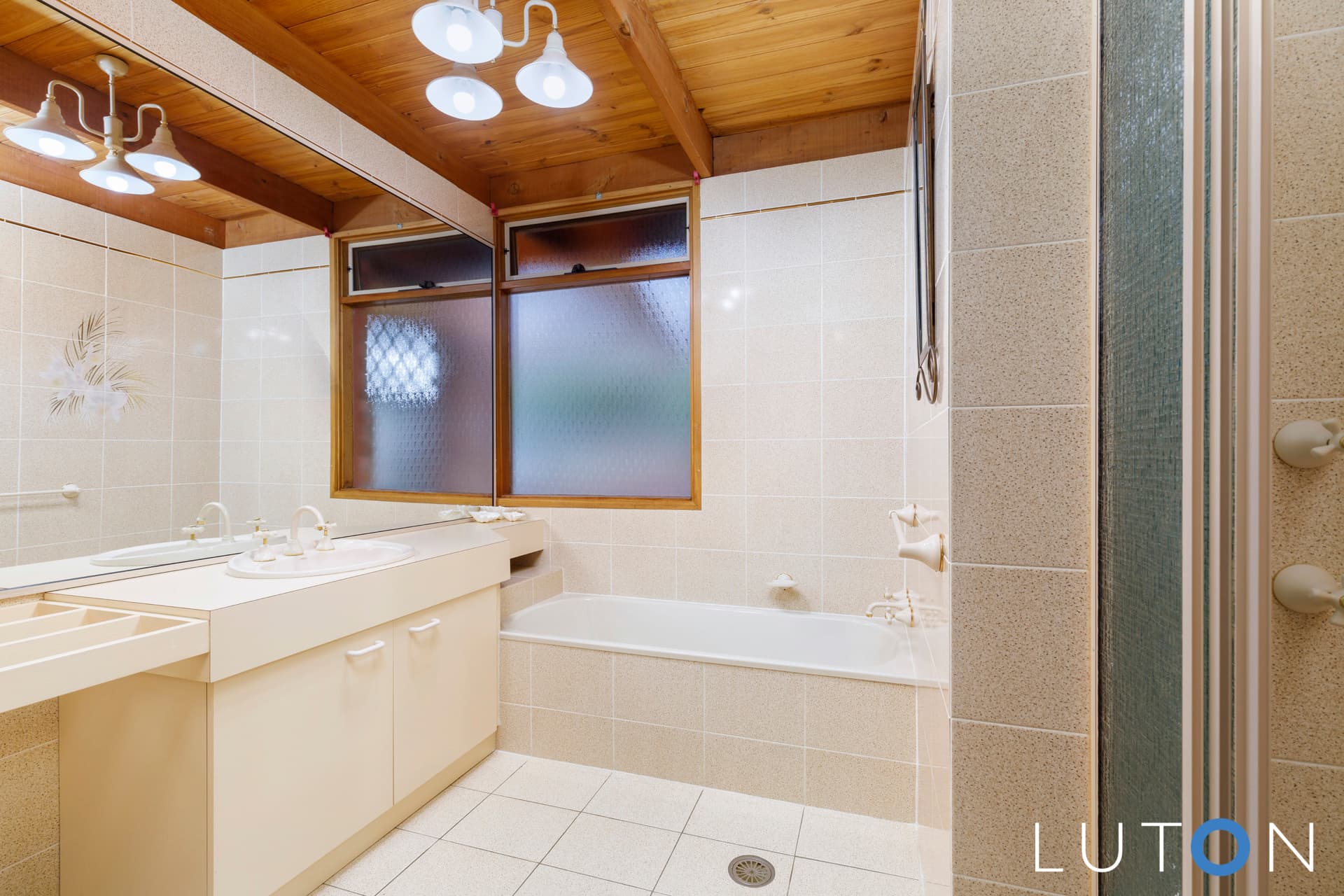 14 Bourchier Close, Calwell ACT 2905, Calwell - Thumbnail 2