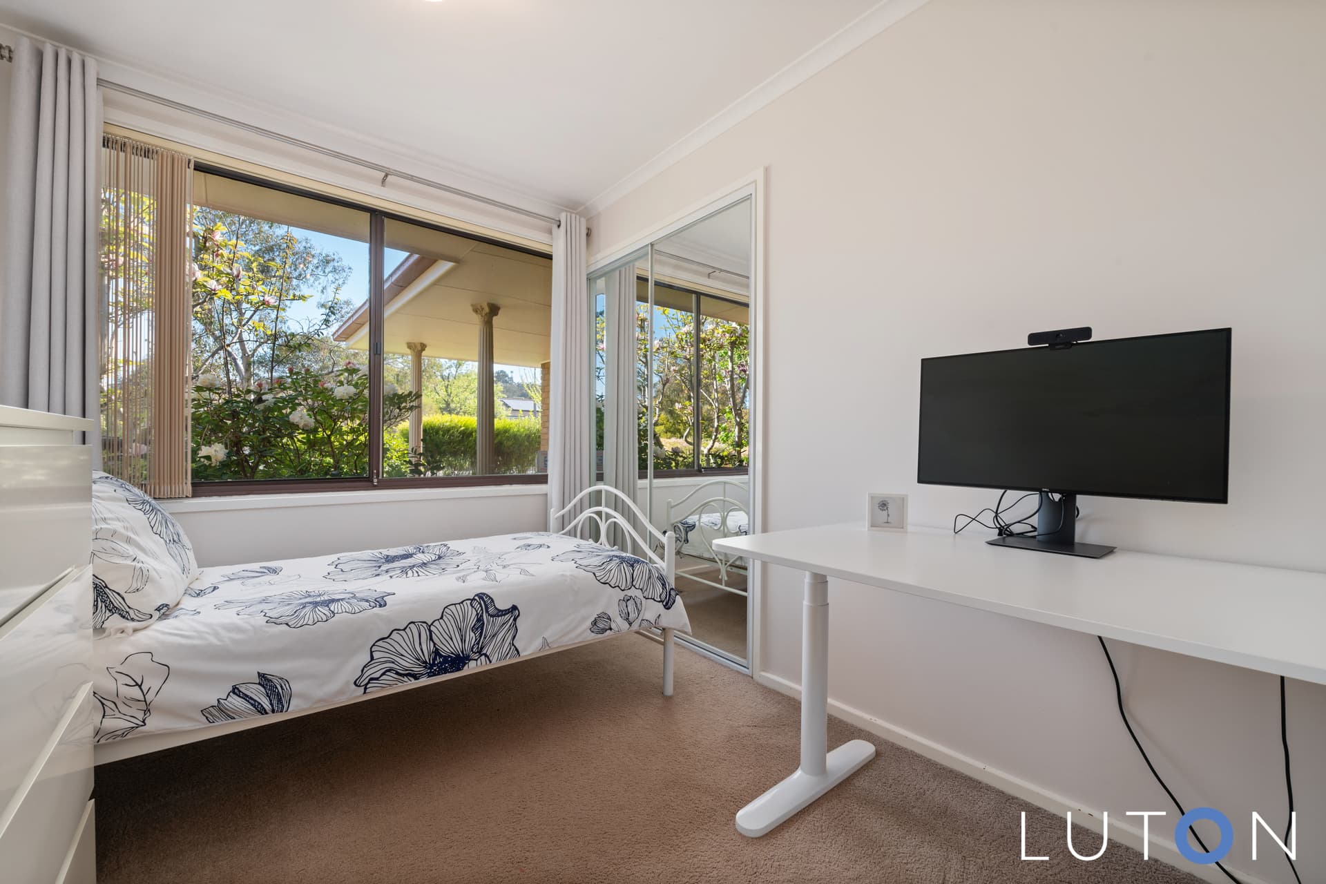 16 Crofts Crescent, Spence ACT 2615, Spence - Thumbnail 2