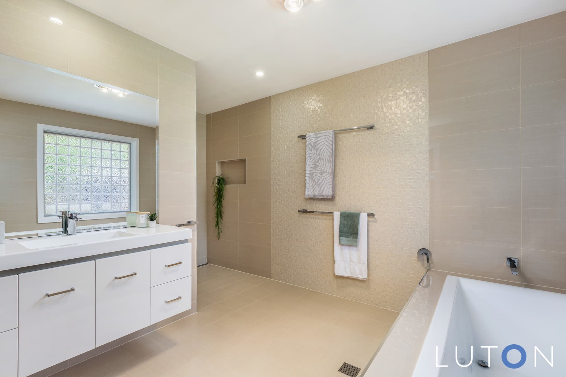 13 Daintree Crescent, Kaleen ACT 2617, Kaleen - Thumbnail 4
