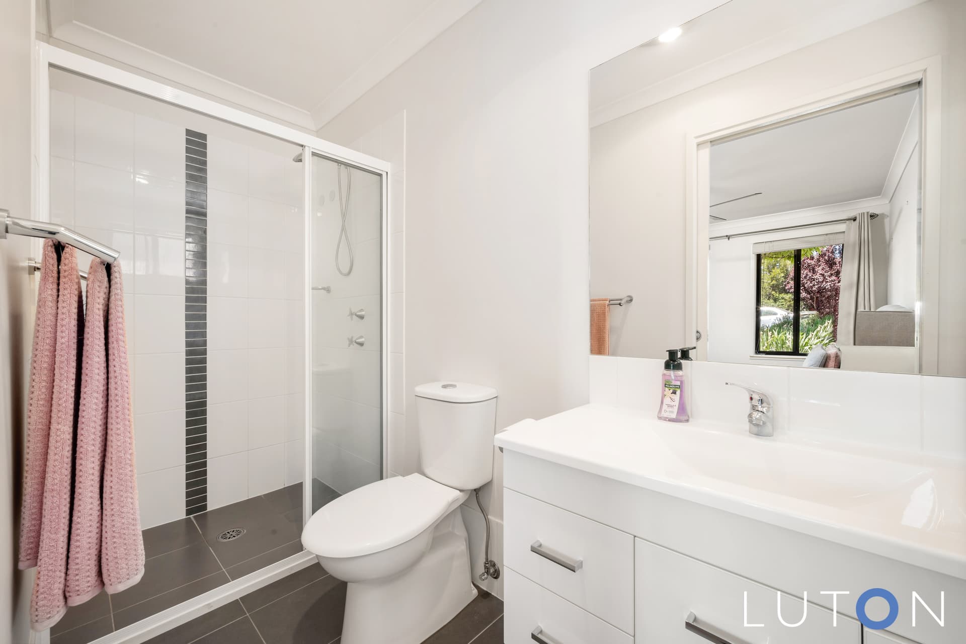 32 Isbister Street, Macgregor ACT 2615, Macgregor - Image 1