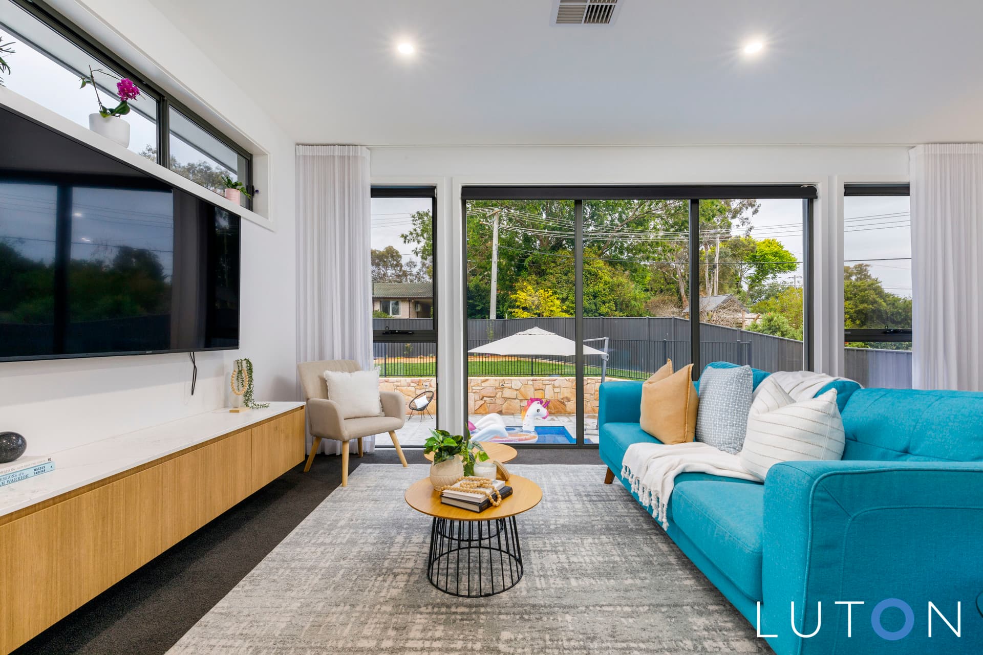 92 Macrossan Crescent, Latham ACT 2615, Latham - Thumbnail 2