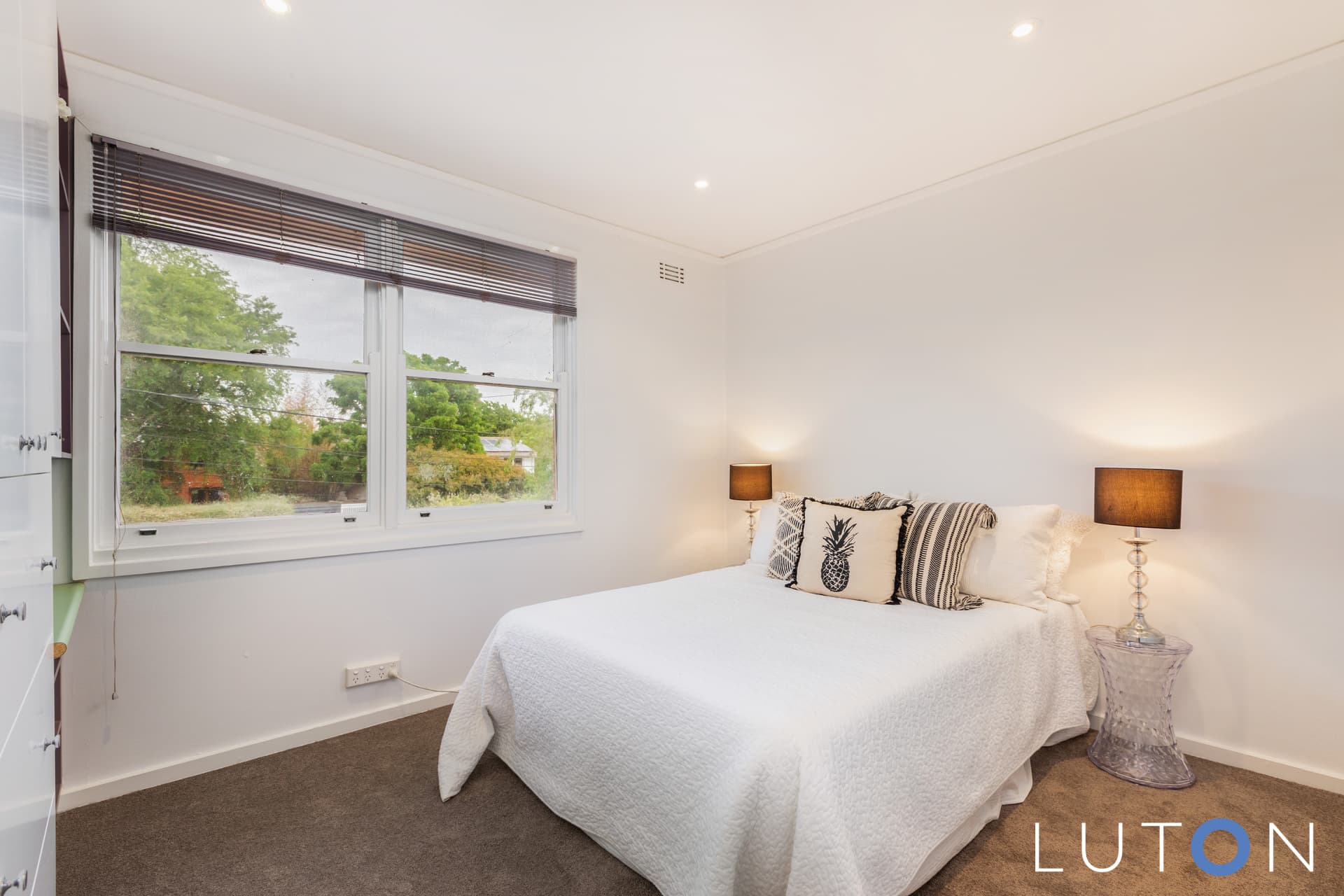 33 Groom Street, Hughes ACT 2605, Hughes - Thumbnail 2