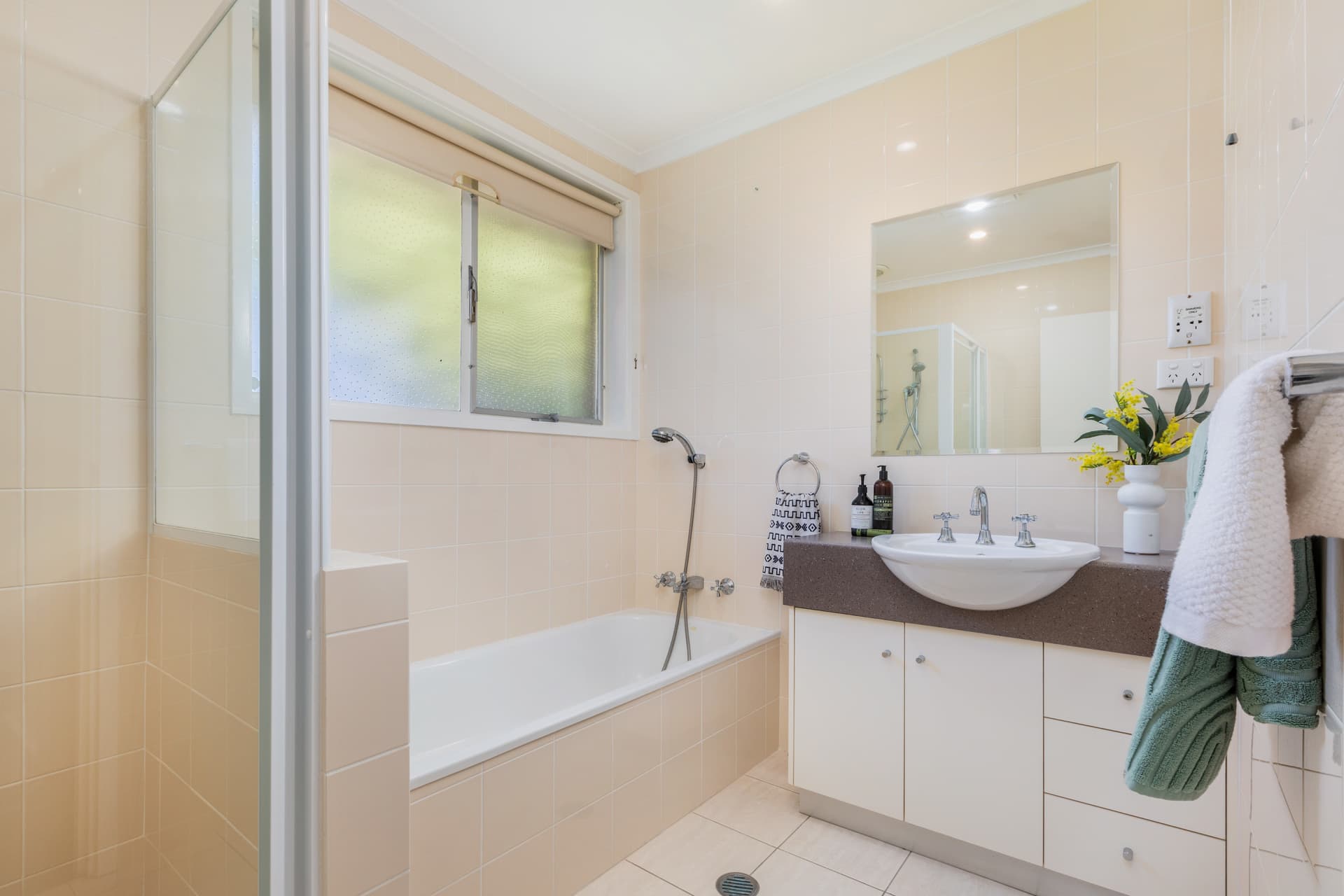 4 Pavonia Street, Rivett ACT 2611, Rivett - Thumbnail 3