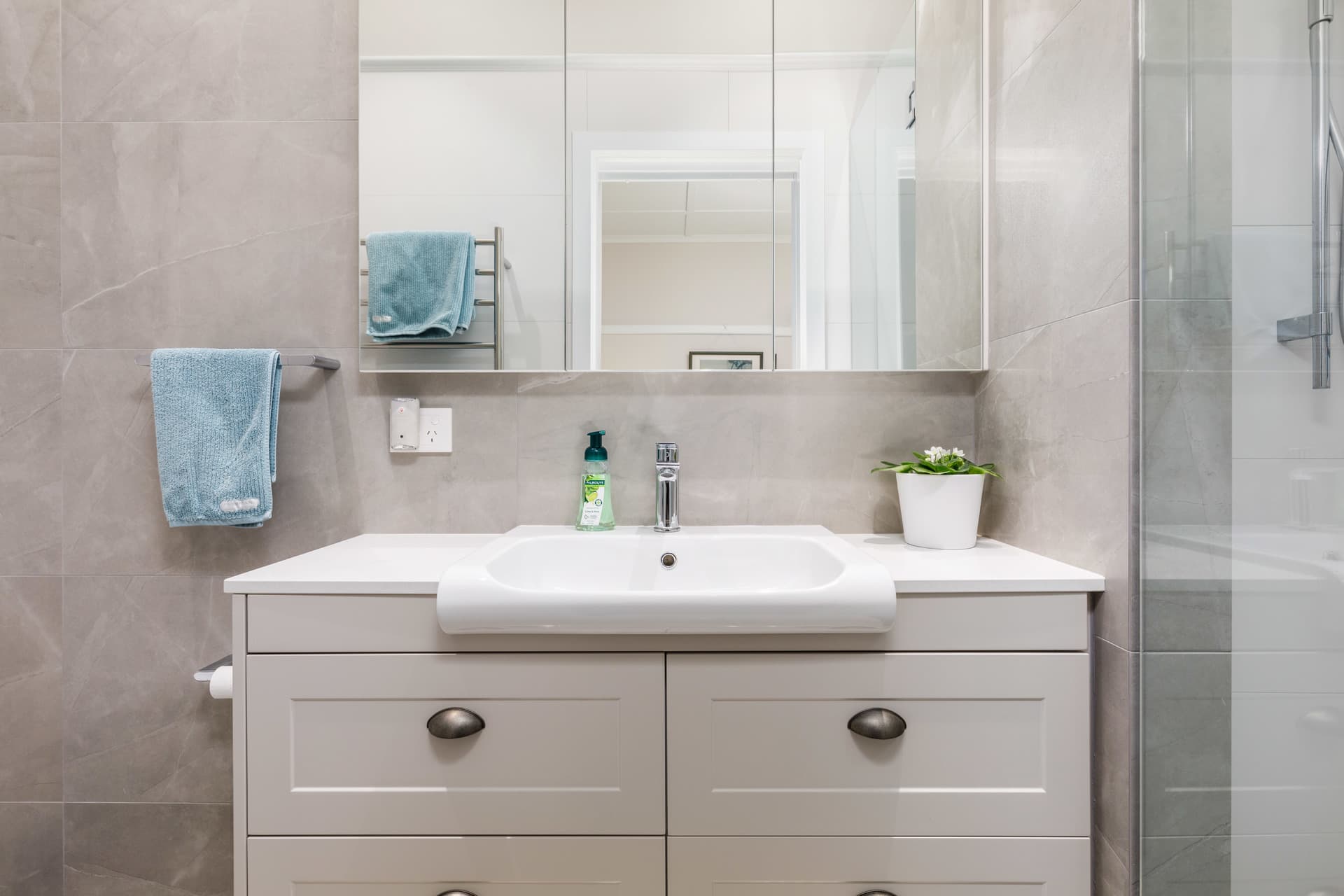 9 Barkly Crescent, Forrest ACT 2603, Forrest - Thumbnail 7