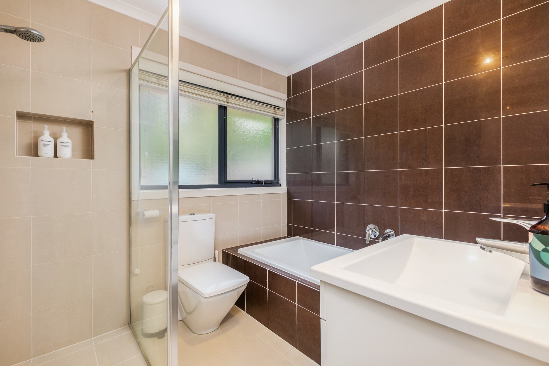 10 Coppin Place, Weetangera ACT 2614, Weetangera - Image 1