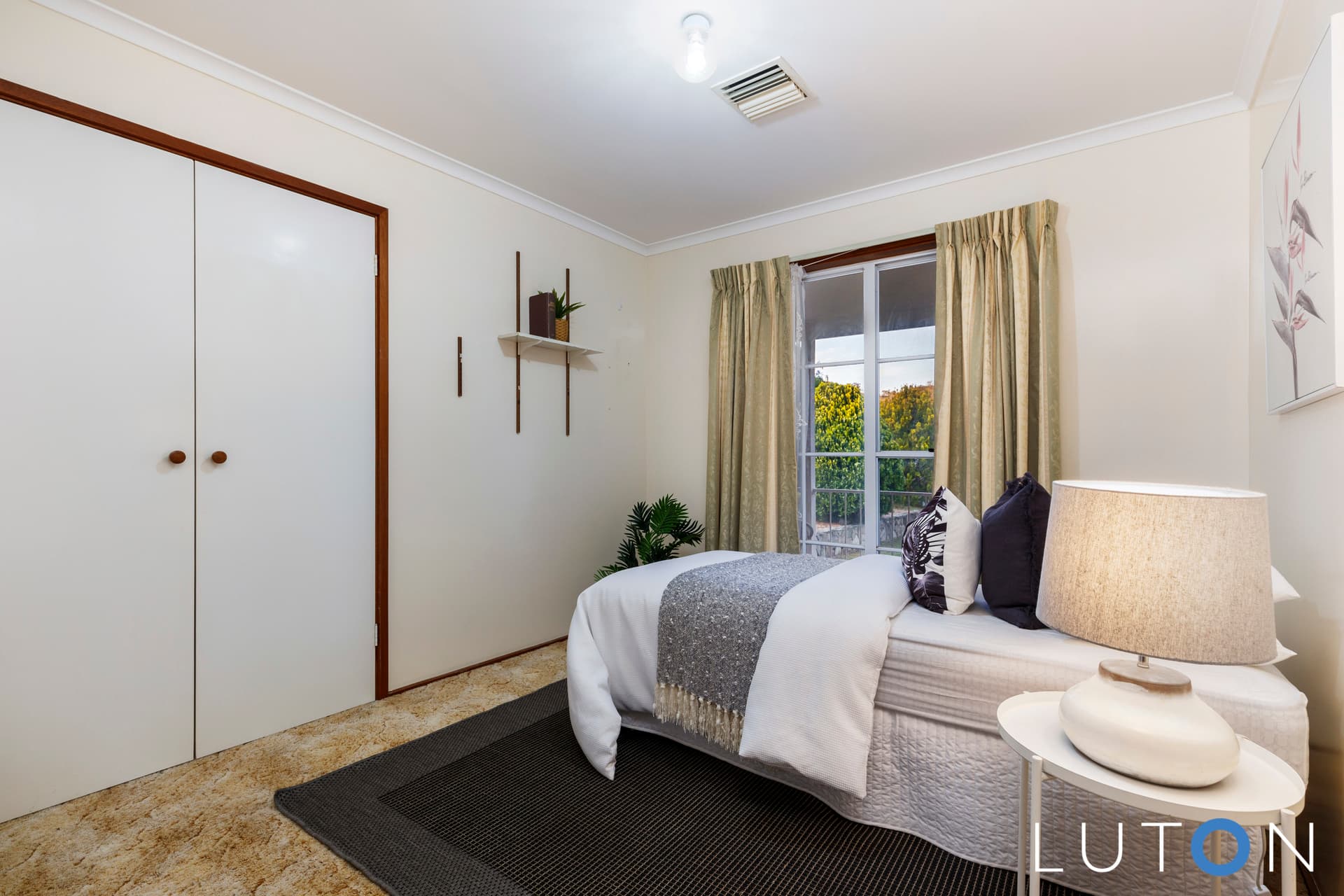 57 Dash Crescent, Fadden ACT 2904, Fadden - Thumbnail 6