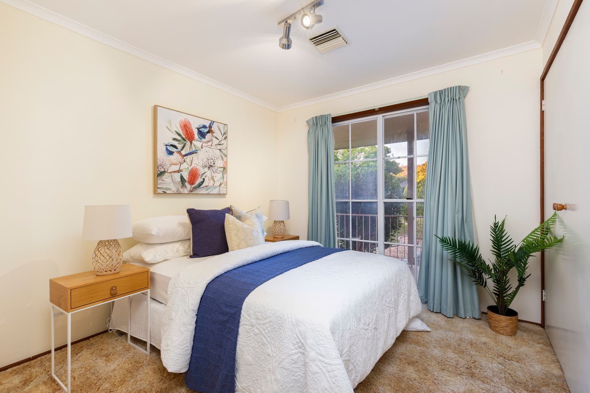 57 Dash Crescent, Fadden ACT 2904, Fadden - Thumbnail 4