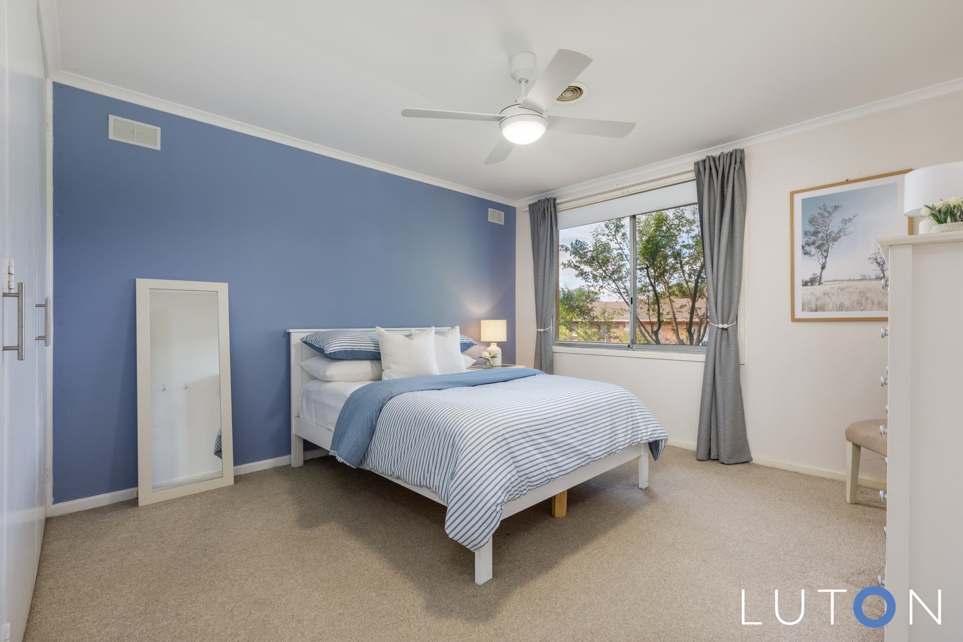 8 McDermott Street, Kambah ACT 2902, Kambah - Thumbnail 2